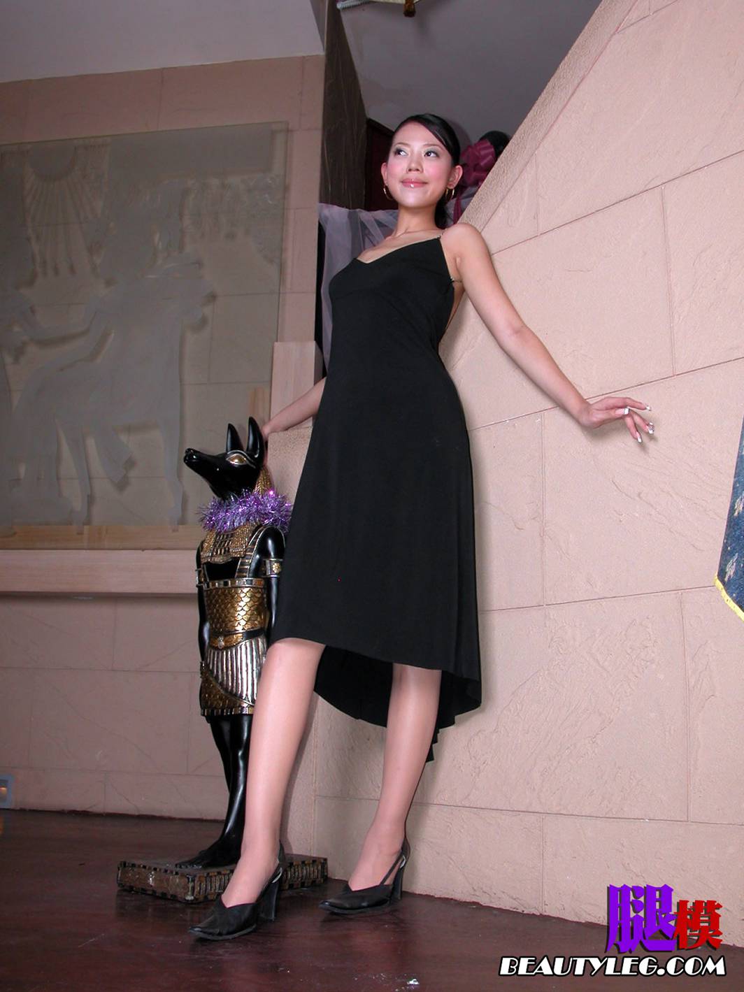 [BeautyLeg] No.004 Olive 第一期 台灣台北 175 pics 在现浏览第8张