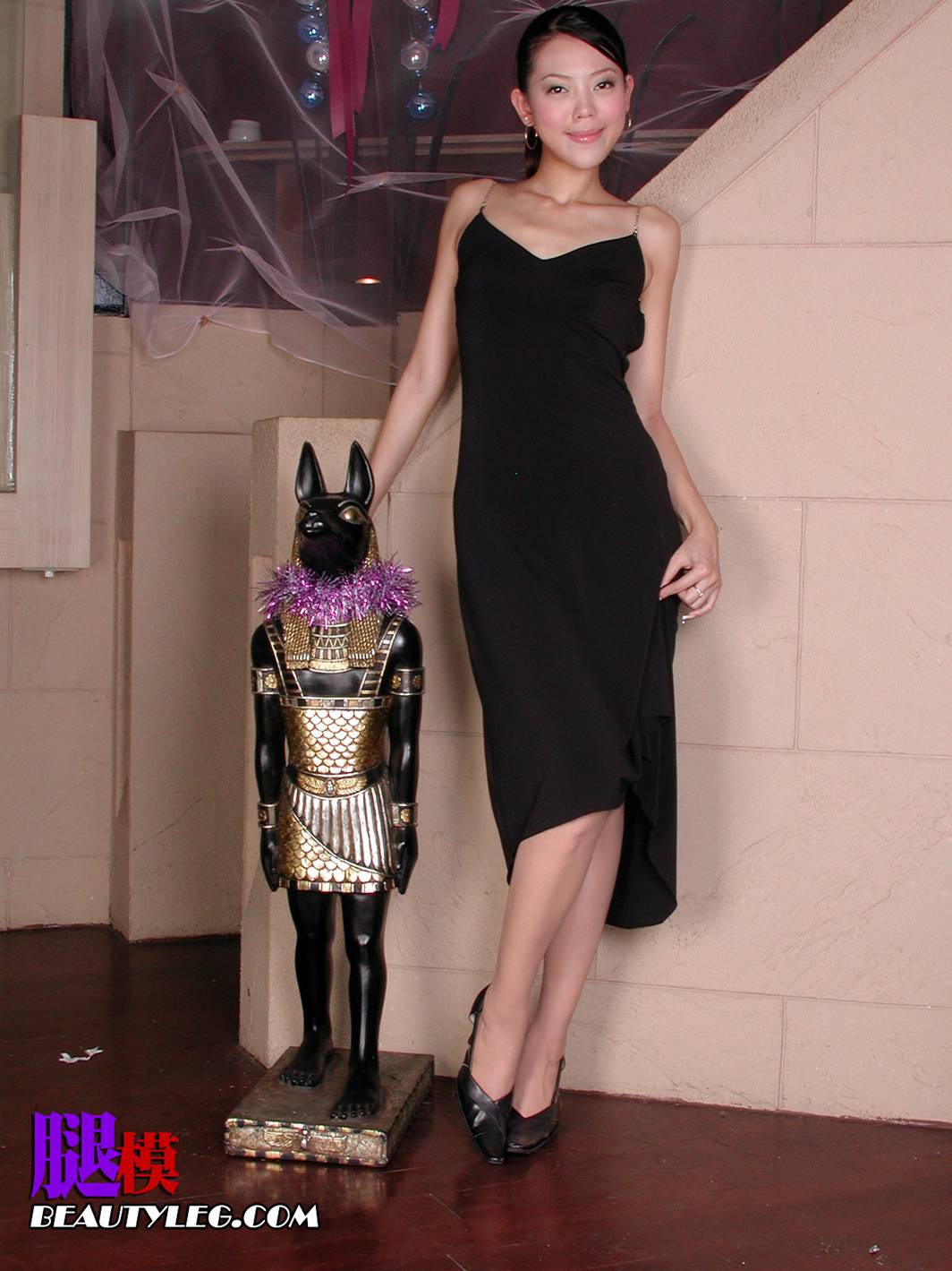 [BeautyLeg] No.004 Olive 第一期 台灣台北 175 pics 在现浏览第3张