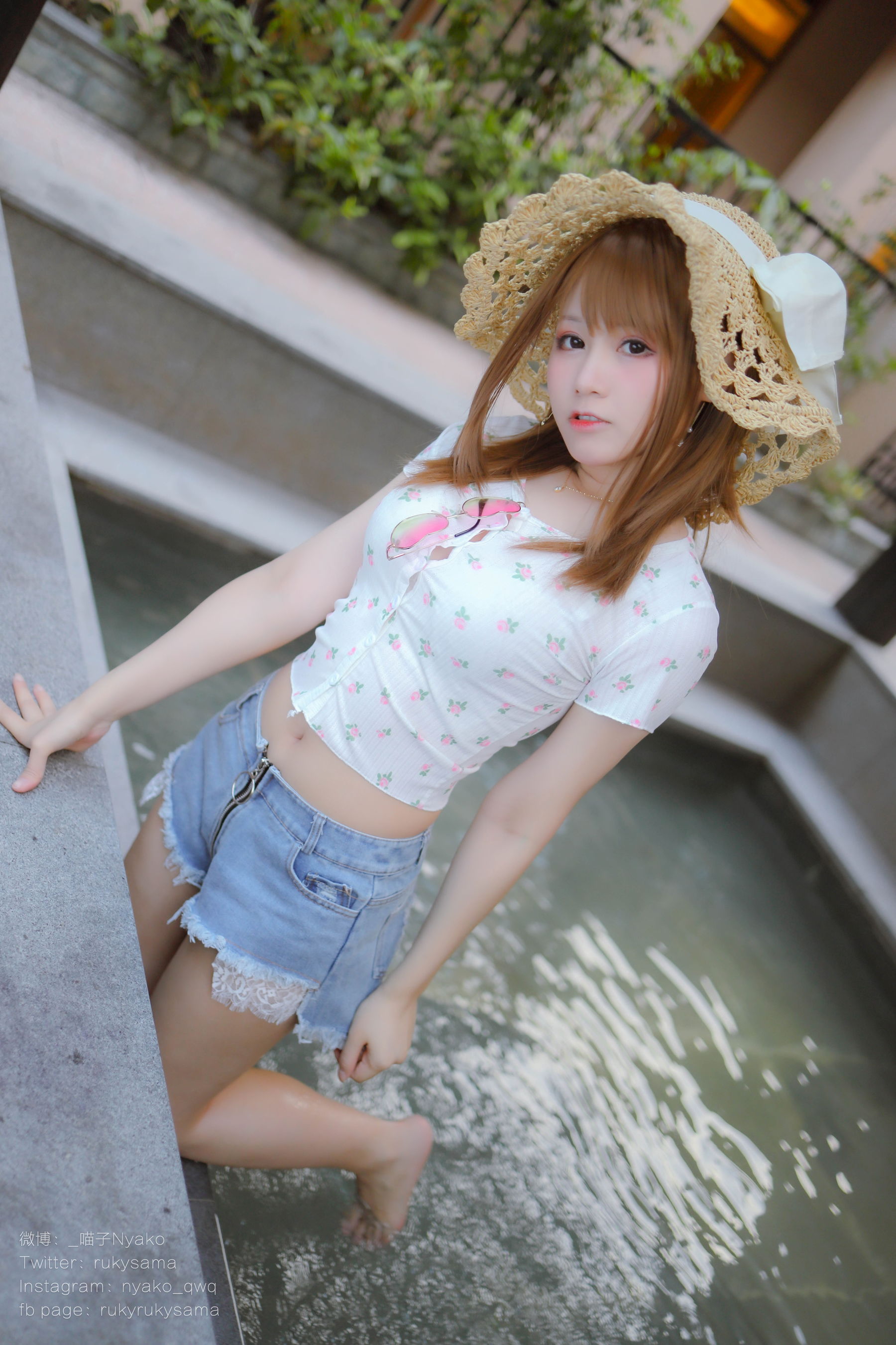 [网红COSER写真] 萌妹子Nyako喵子 - 温泉旅行第3张