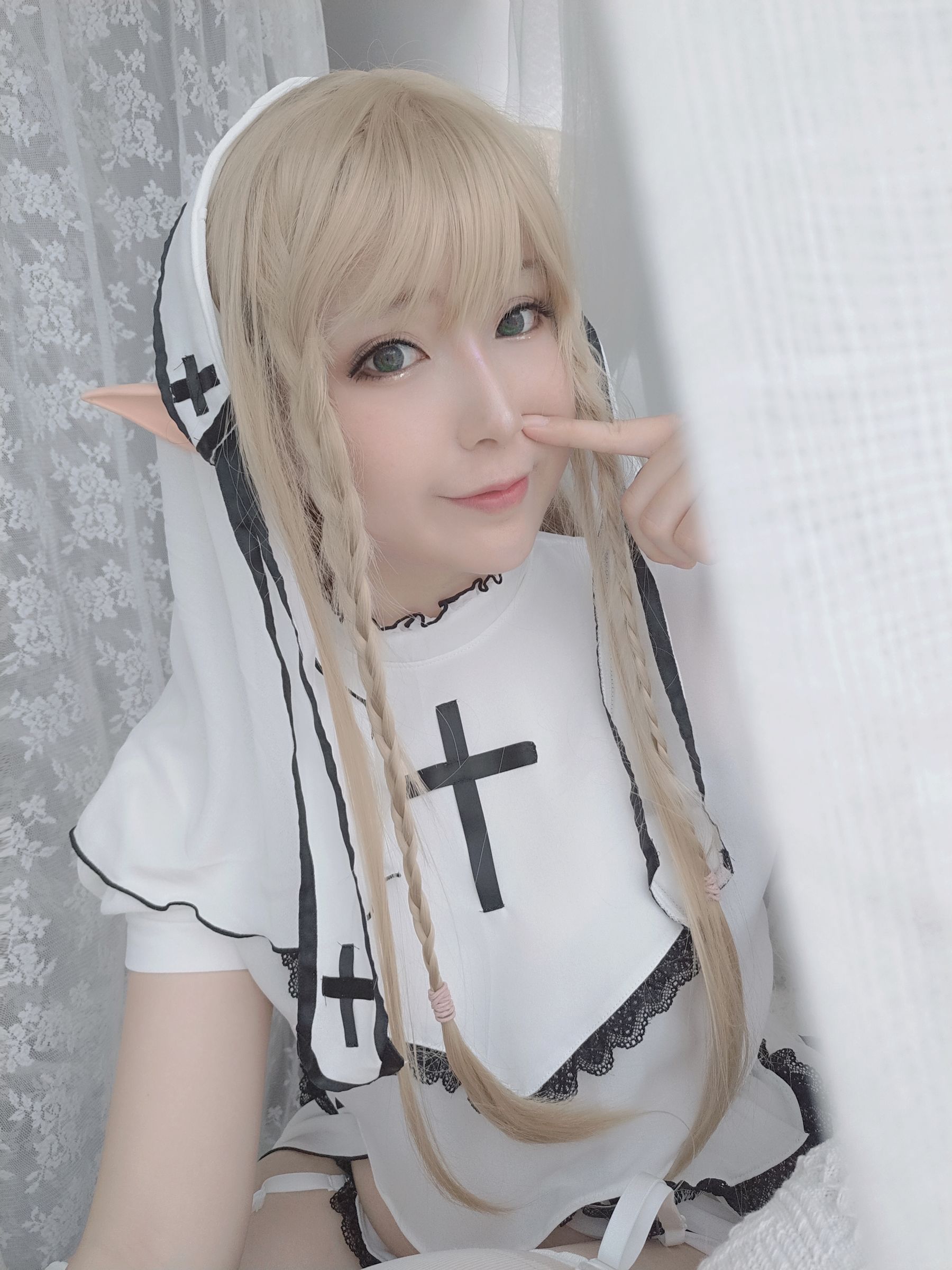 [网红COSER写真] 小容仔咕咕咕 - 容鸽第8张