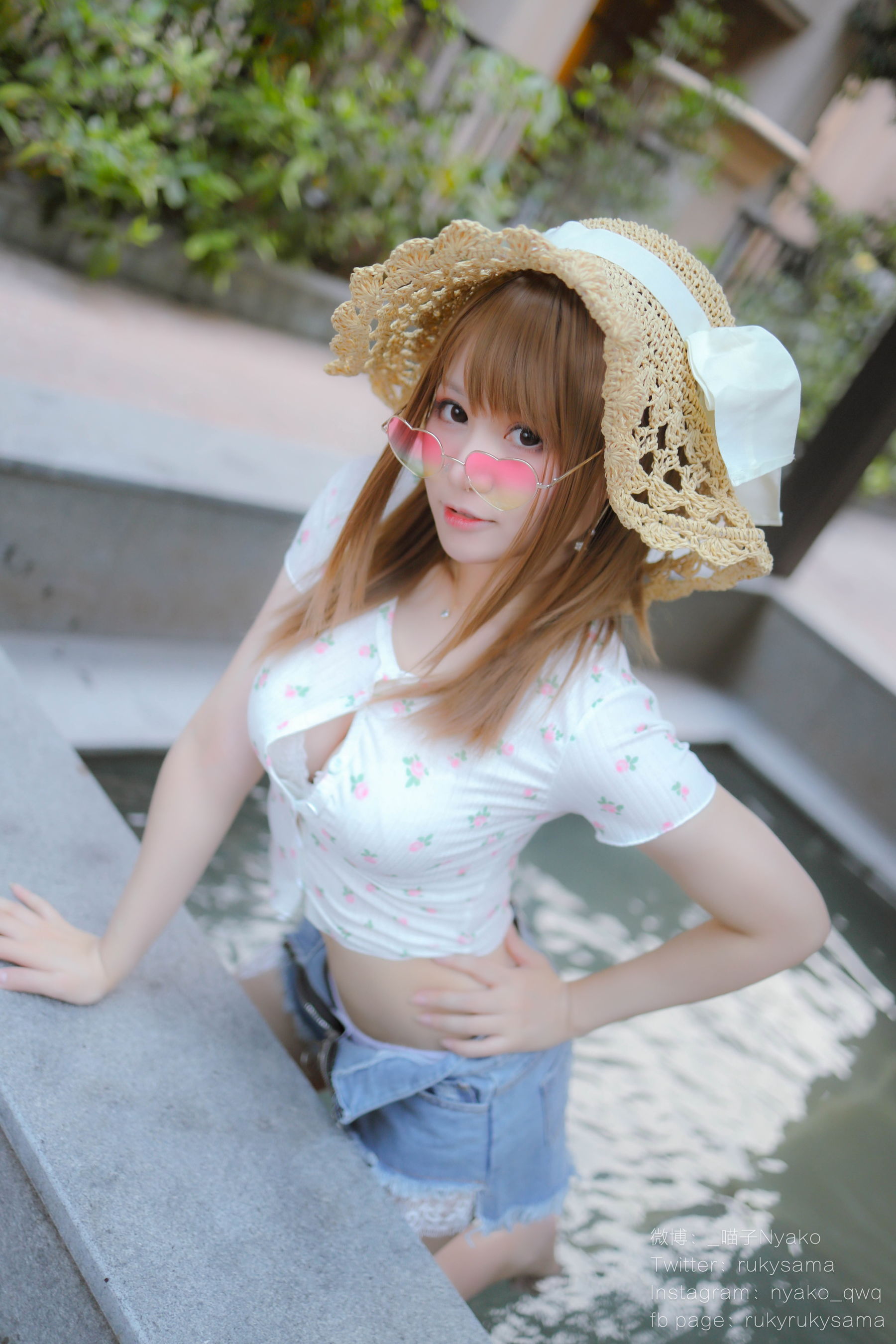 [网红COSER写真] 萌妹子Nyako喵子 - 温泉旅行第5张