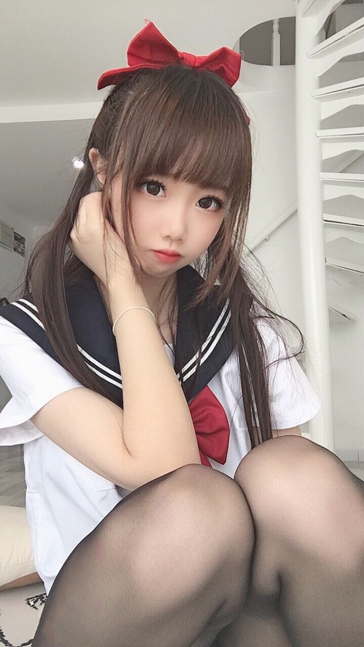 [COS福利] Cos小姐姐雪琪 - 黑丝JK死库水第17张