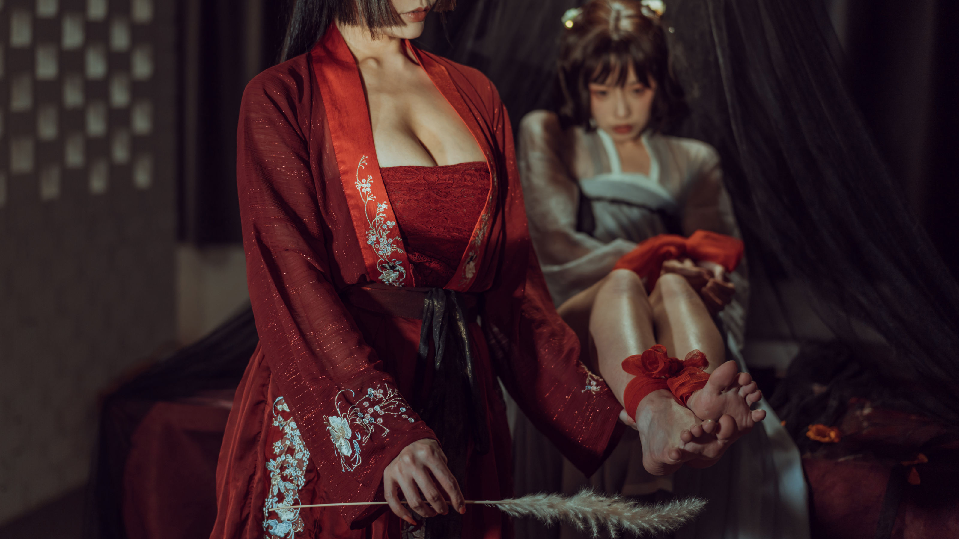 [COS福利] 秋和柯基(夏小秋秋秋) - 昏红帐第5张