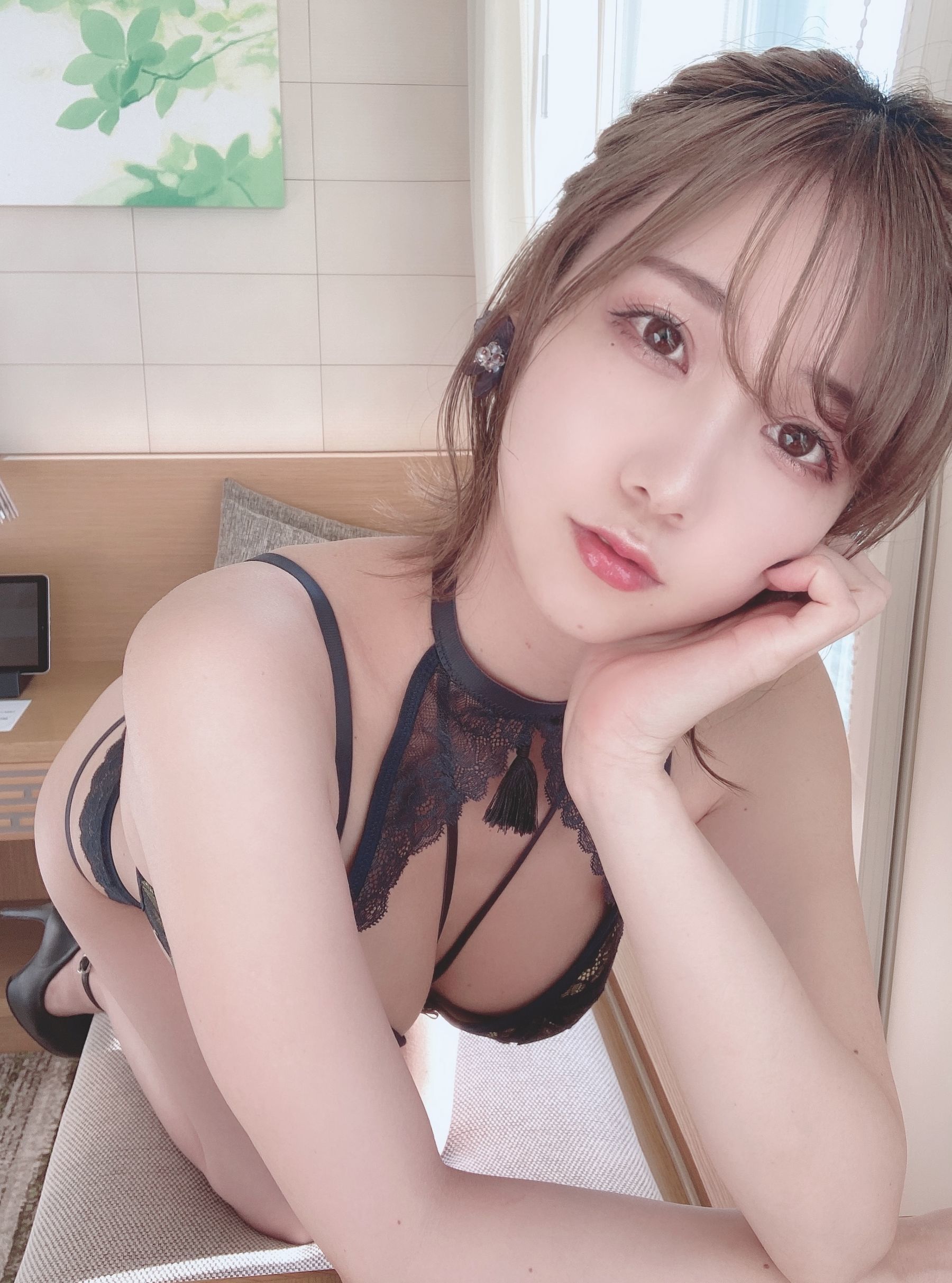 [网红COSER] 日本甜美COSERけんけん[fantia] 2020.09 謎紐ランジェリー第4张