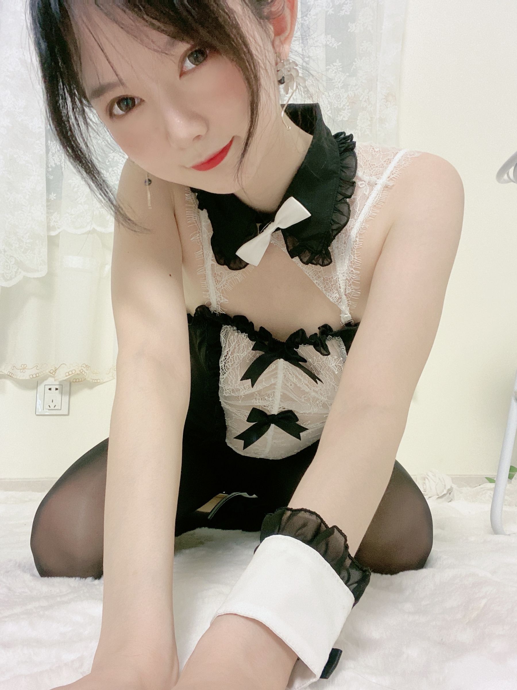 [福利COS] 51酱 - 油光袜第6张