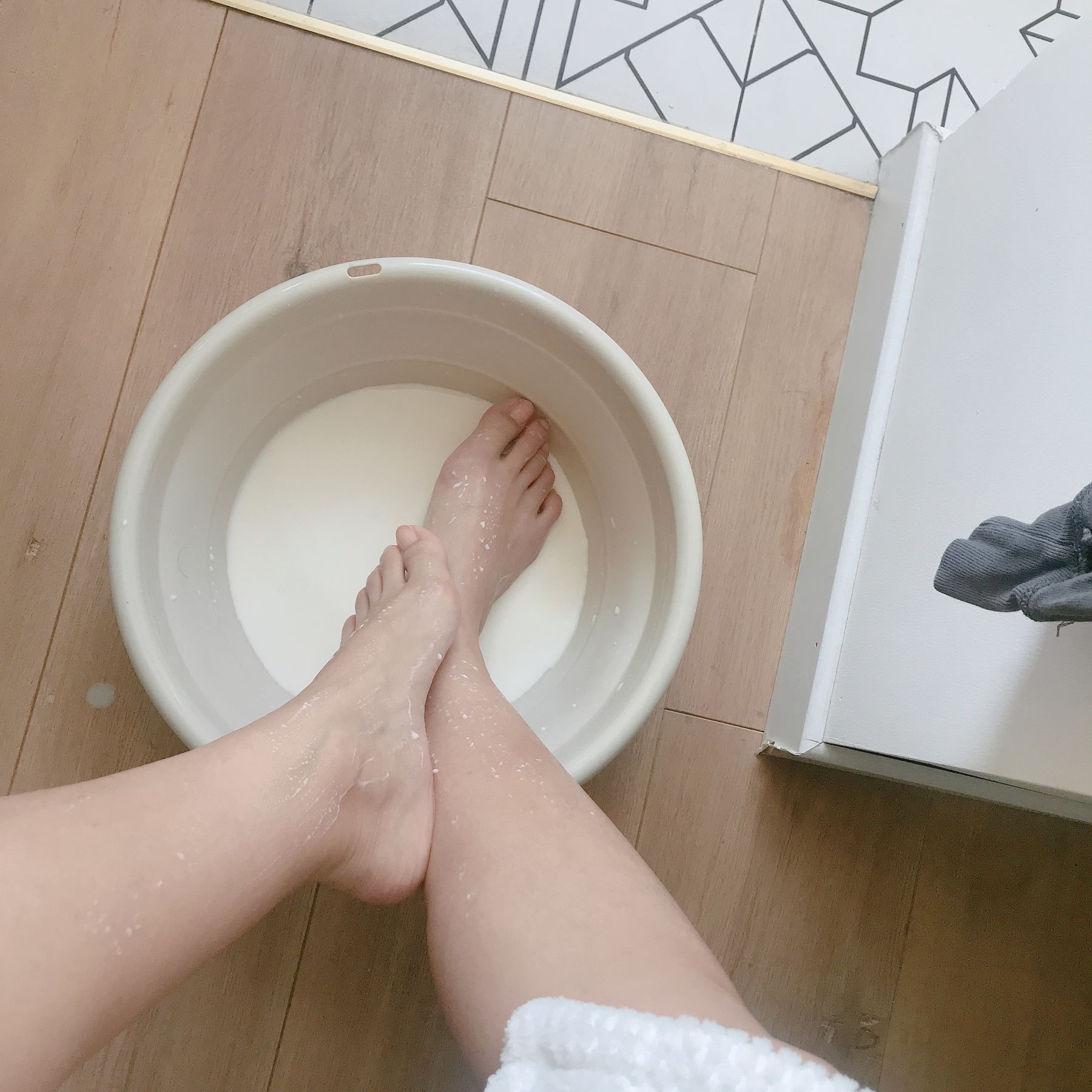 [福利COS] 安乔乔儿(Nia乔乔) No.001 牛奶洗脚第35张