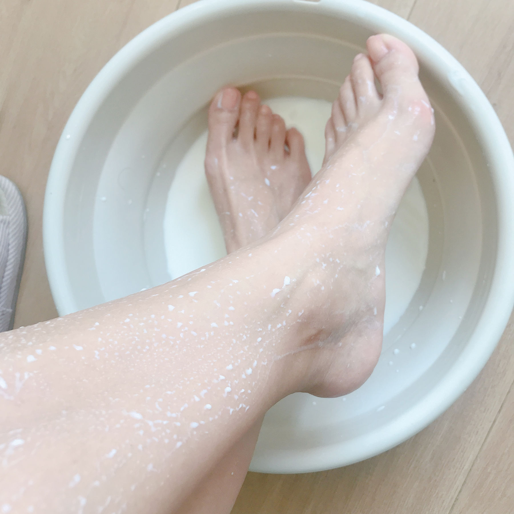 [福利COS] 安乔乔儿(Nia乔乔) No.001 牛奶洗脚第27张