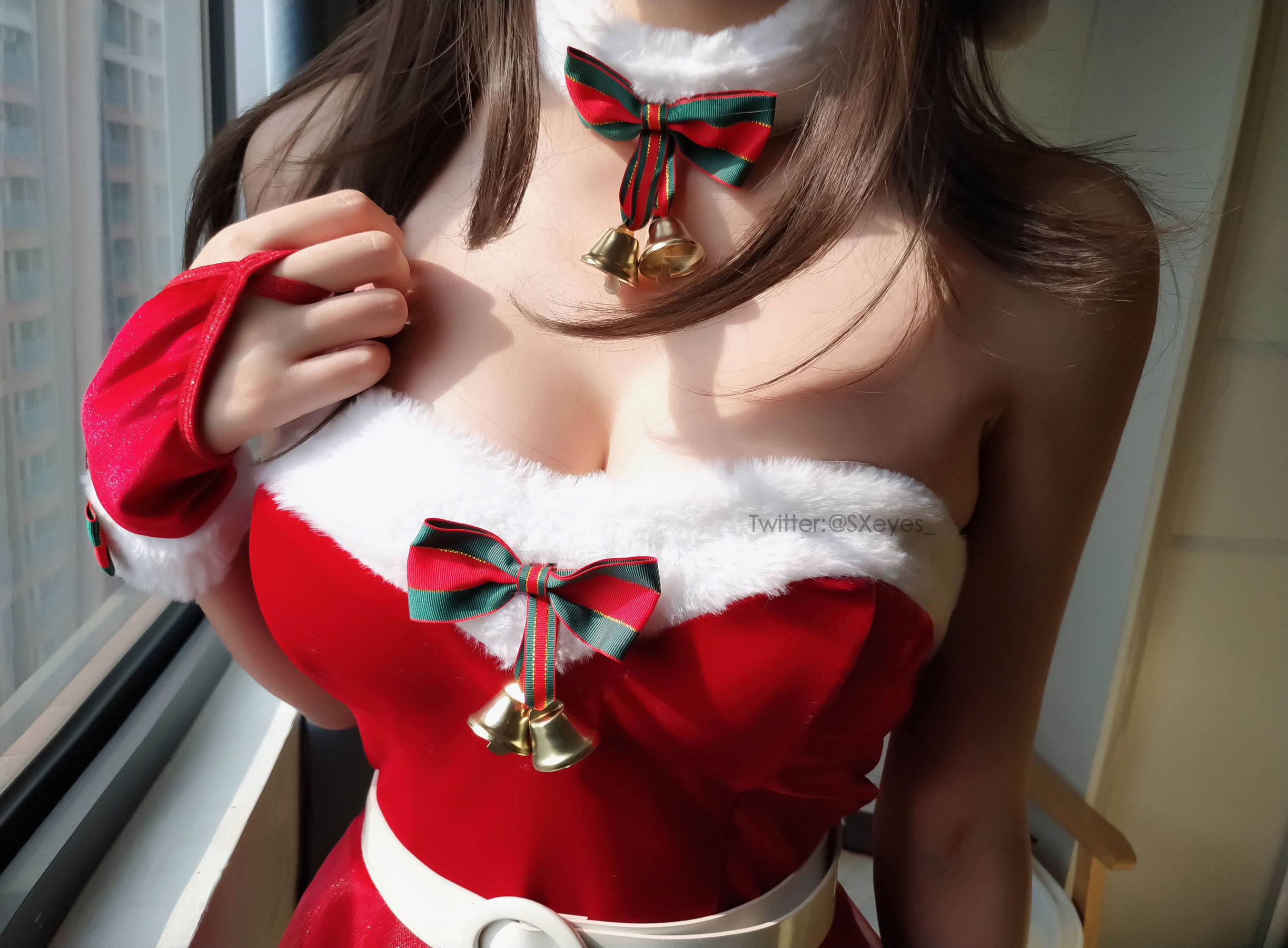 [网红COS] 萌妹子眼酱大魔王w - 圣诞老人第4张