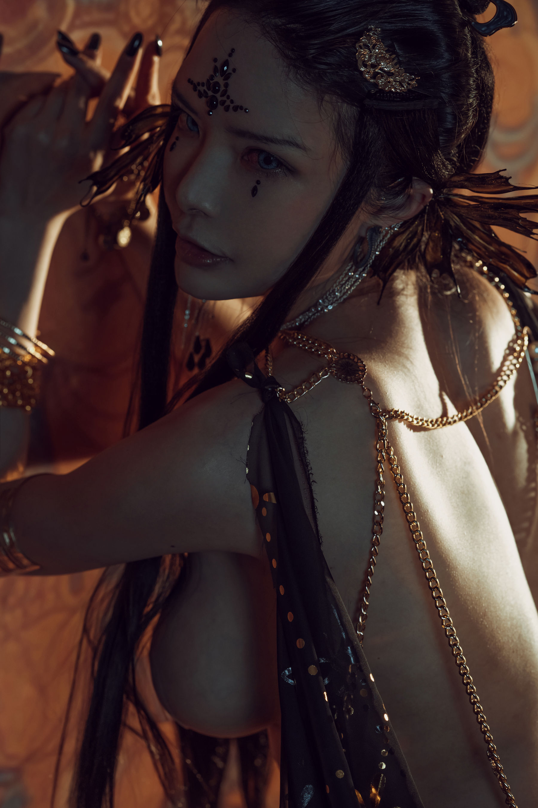 [网红COS] 秋和柯基(夏小秋秋秋) - 黑敦煌第9张