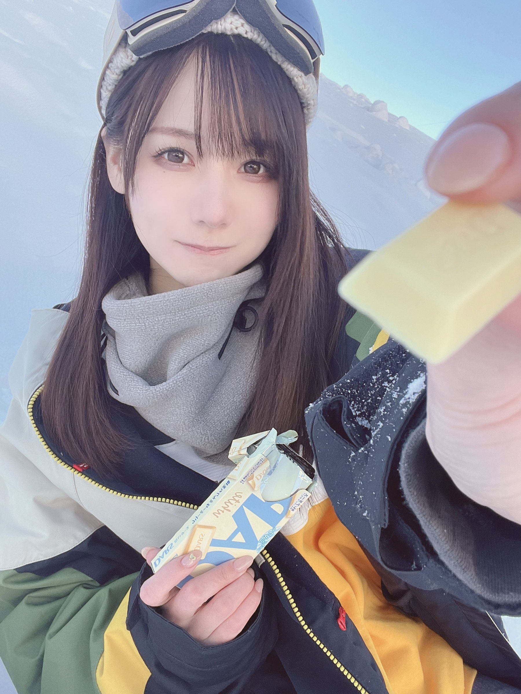 [福利COS] 日本甜美COSERけんけん[fantia] 20220131-スノボウェア第4张