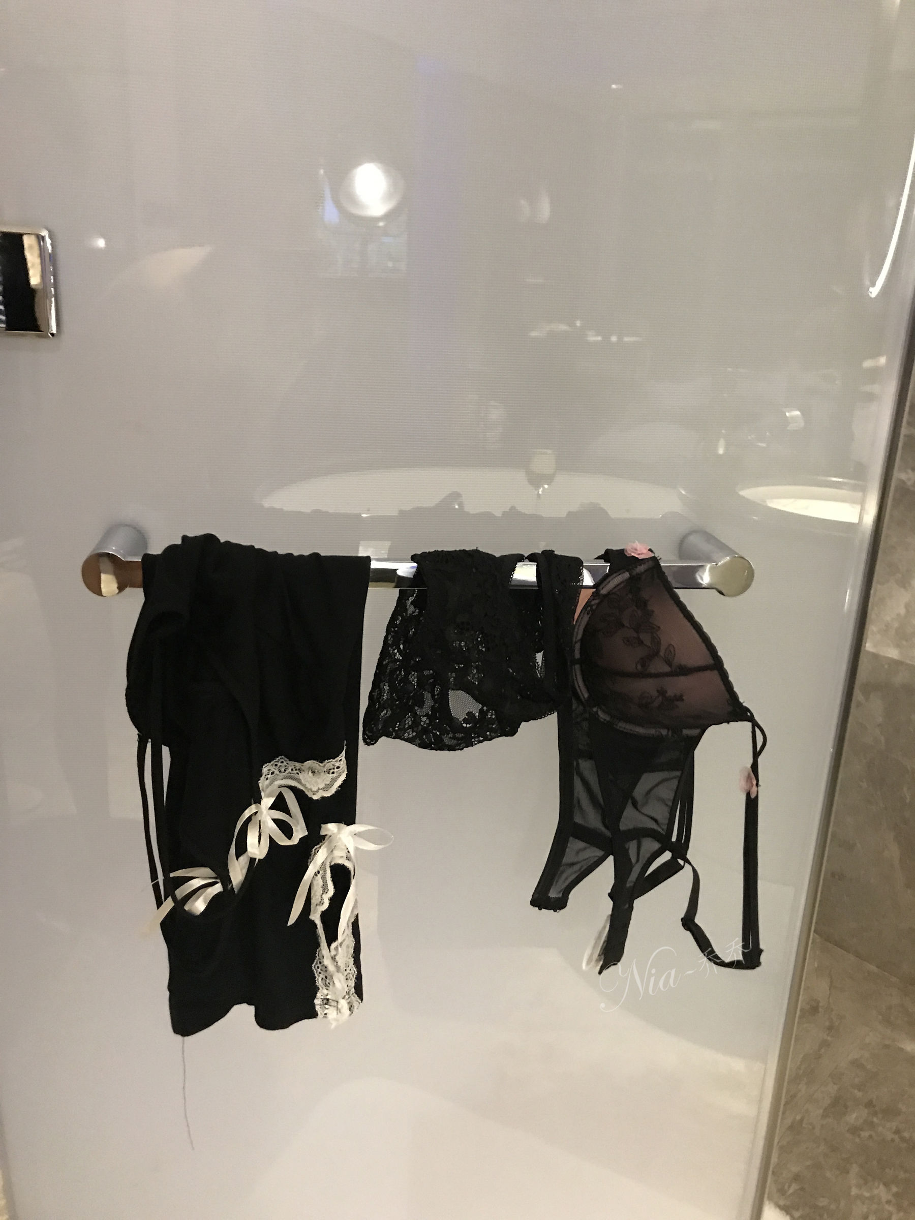 [福利COS] 安乔乔儿(Nia乔乔) No.024 美人出浴第1张