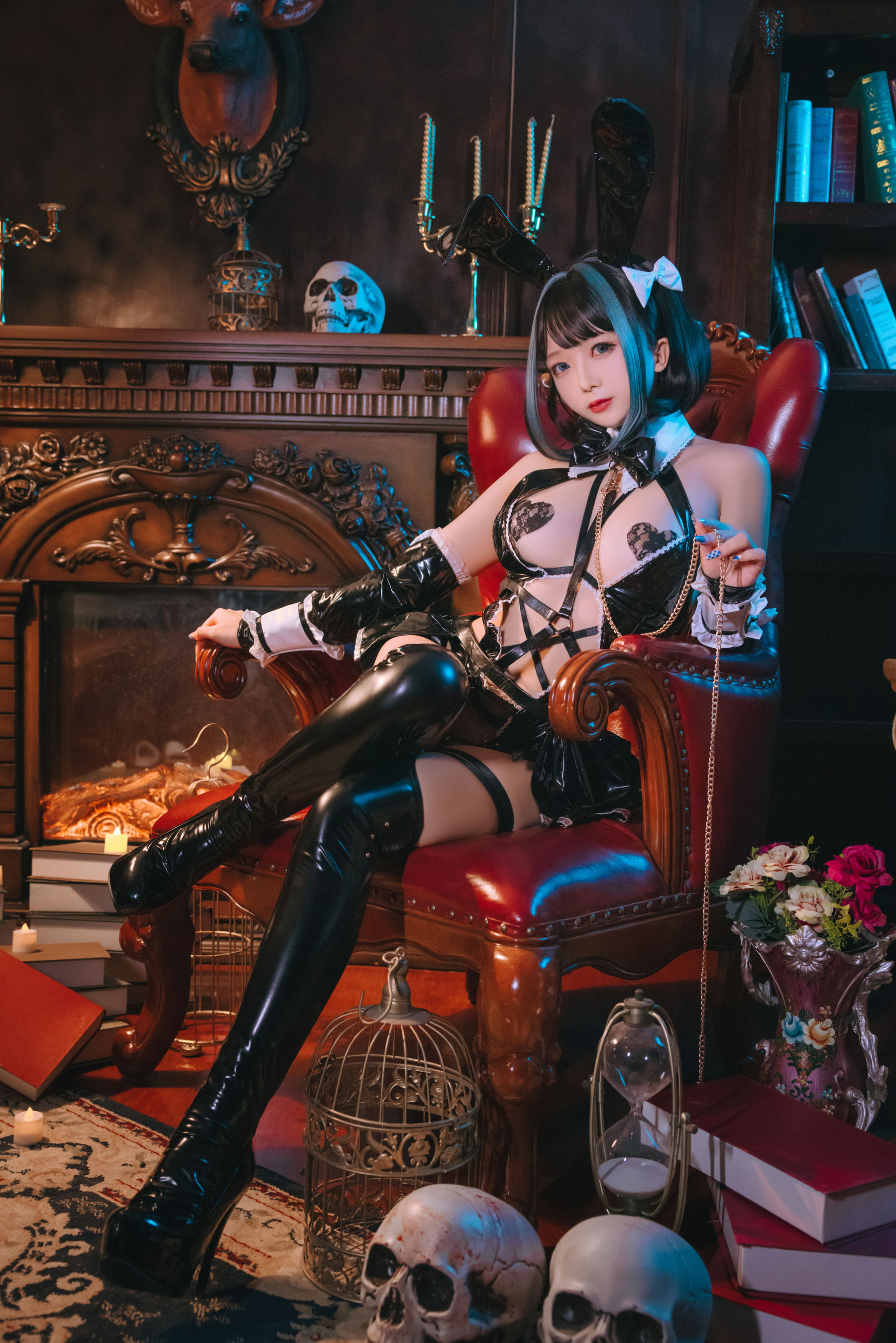 [福利COS] Cosplay日奈娇 - 万圣恶魔皮衣第3张