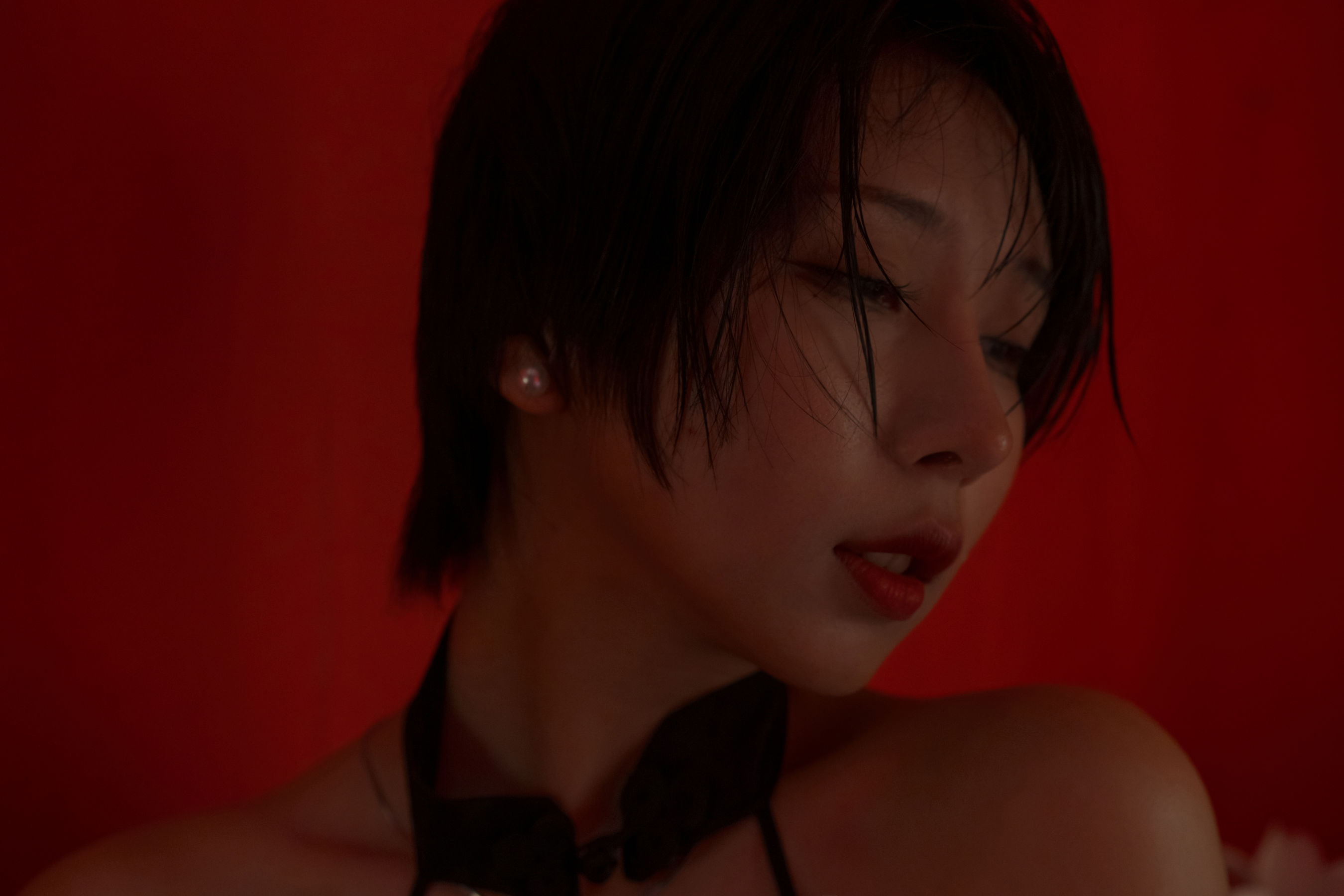 [福利COS] 云溪溪 - 奶桃 暧昧第9张