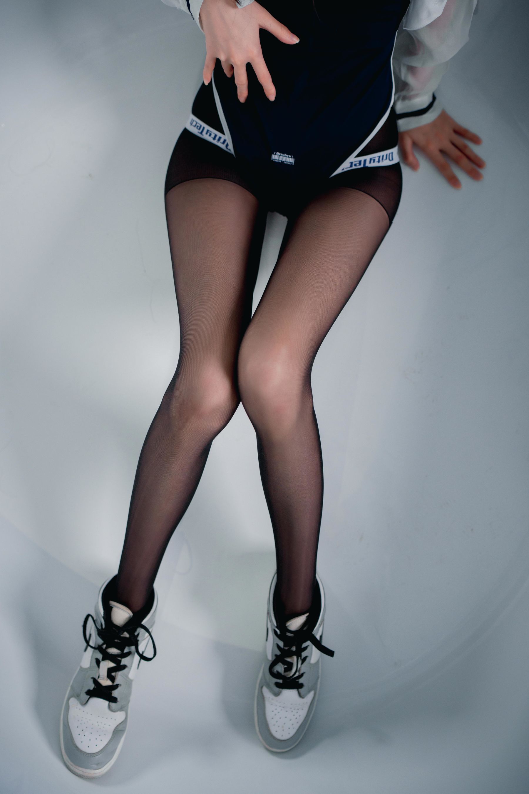 [福利COS] 西园寺南歌写真 - 竞泳史莱姆第9张