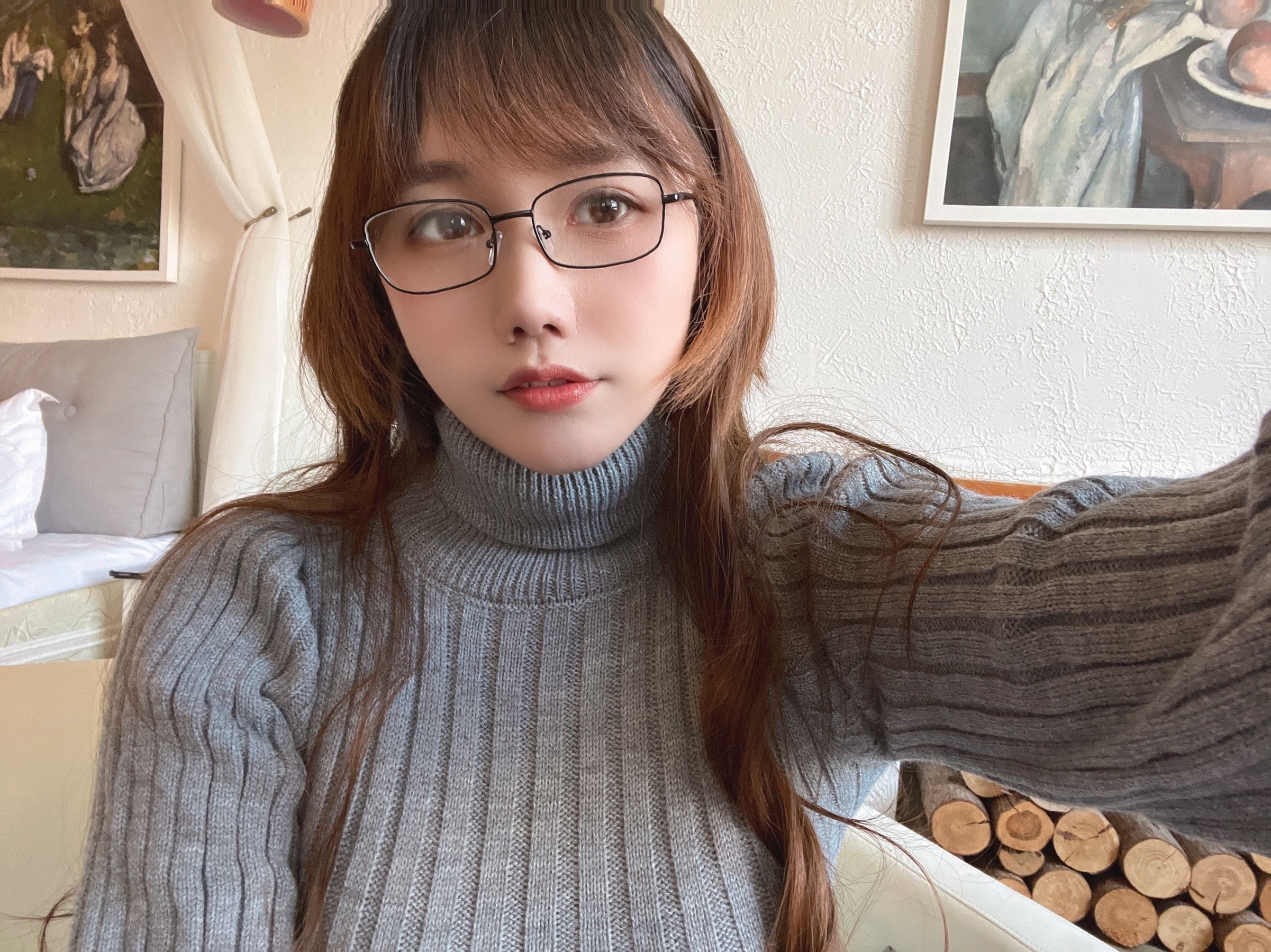 [福利COS] 麻花麻花酱 - 泳装自拍第18张