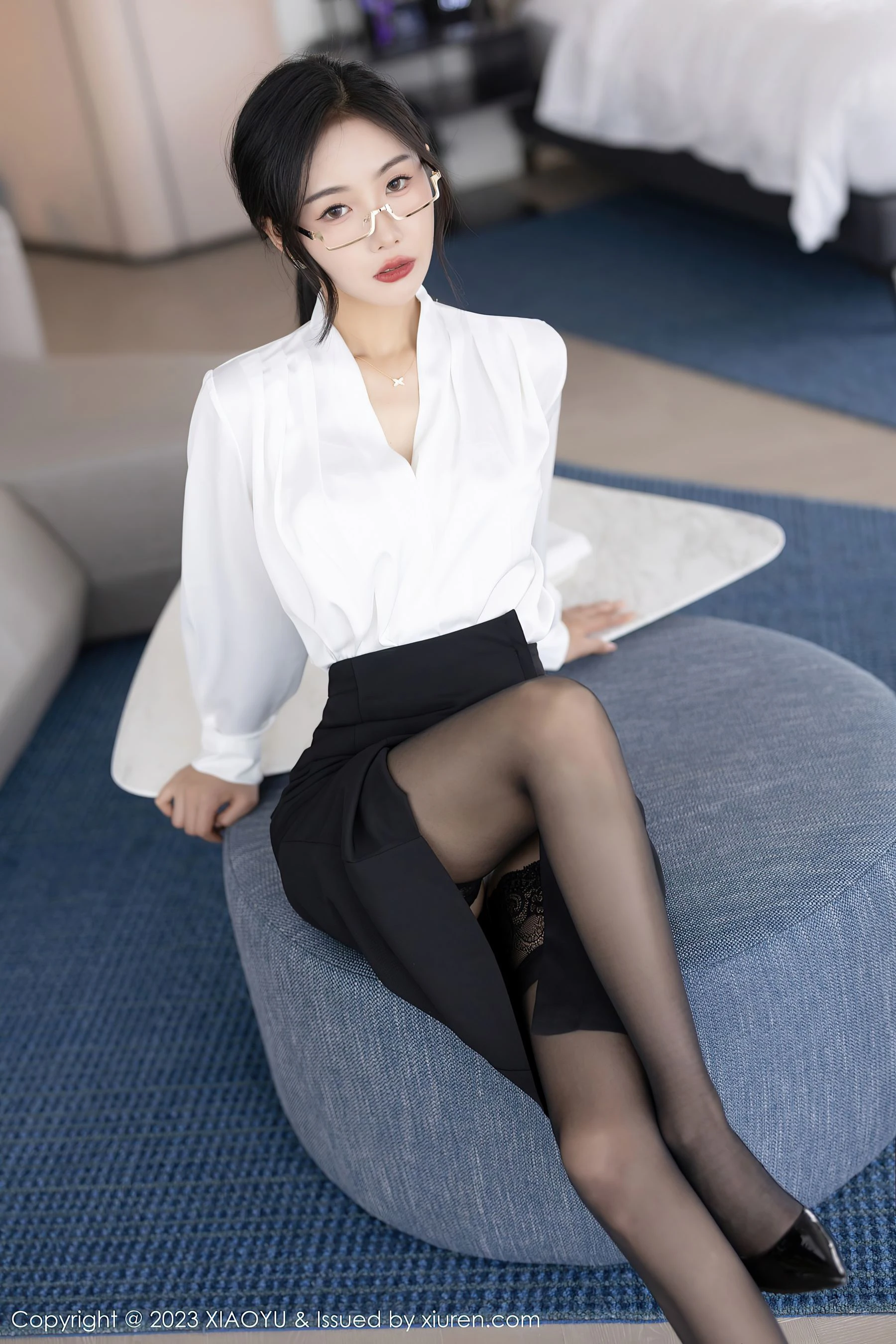  语画界 VOL.1005 苏苏阿 短裙美臀第27张