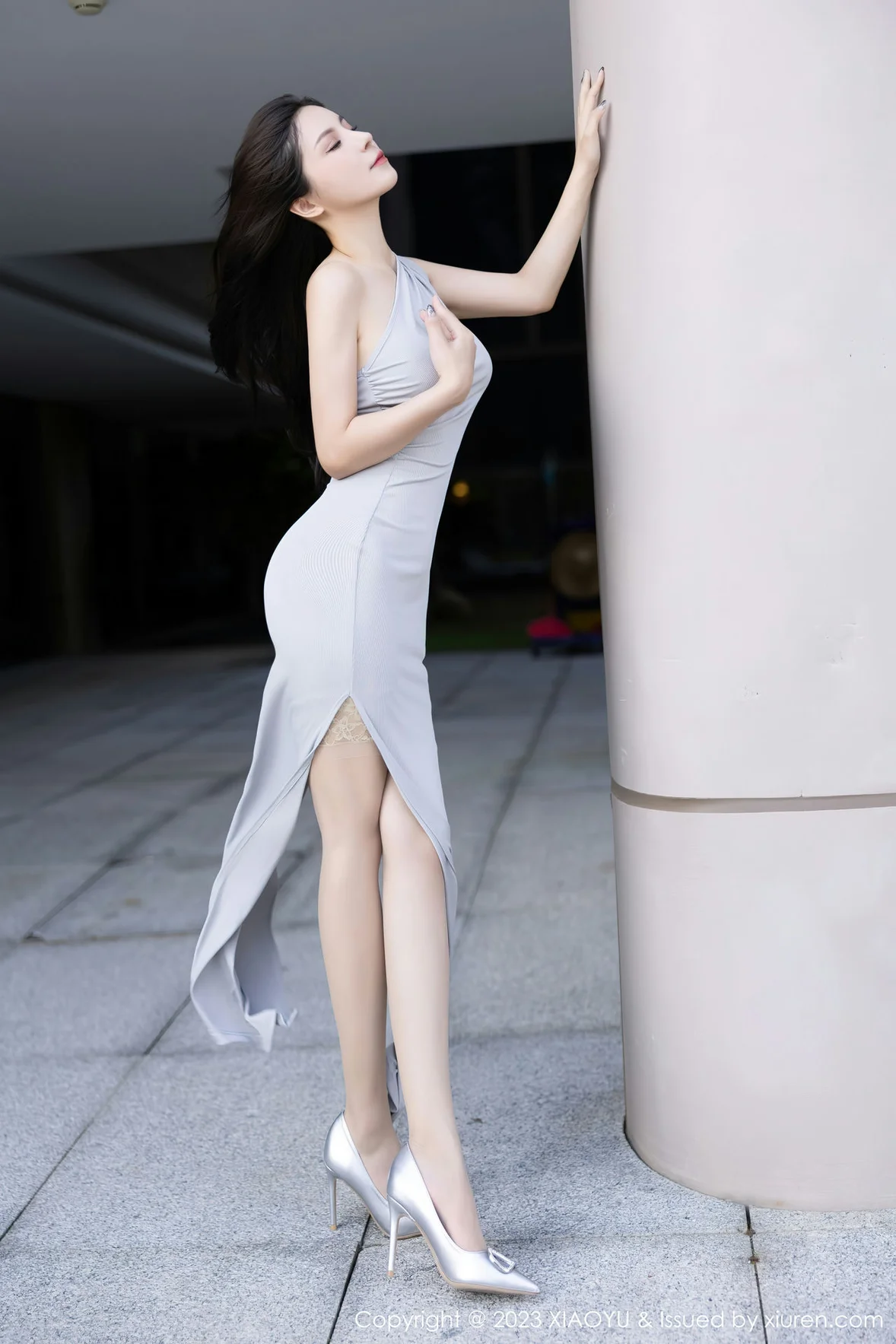  XIAOYU 语画 Vol.1074 小蛮妖Yummy 灰色蕾丝内衣贵州旅拍 [82P]第1张