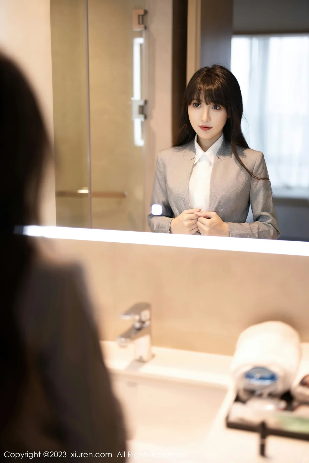  秀人网 No.7422 林星阑 OL职场安吉旅拍 [86P]第2张