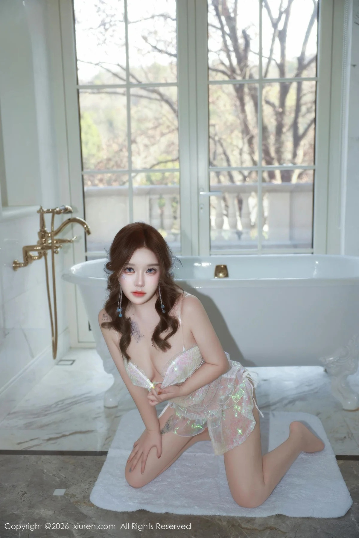  秀人网 小薯条nienie Vol.11298 [70P]第11张