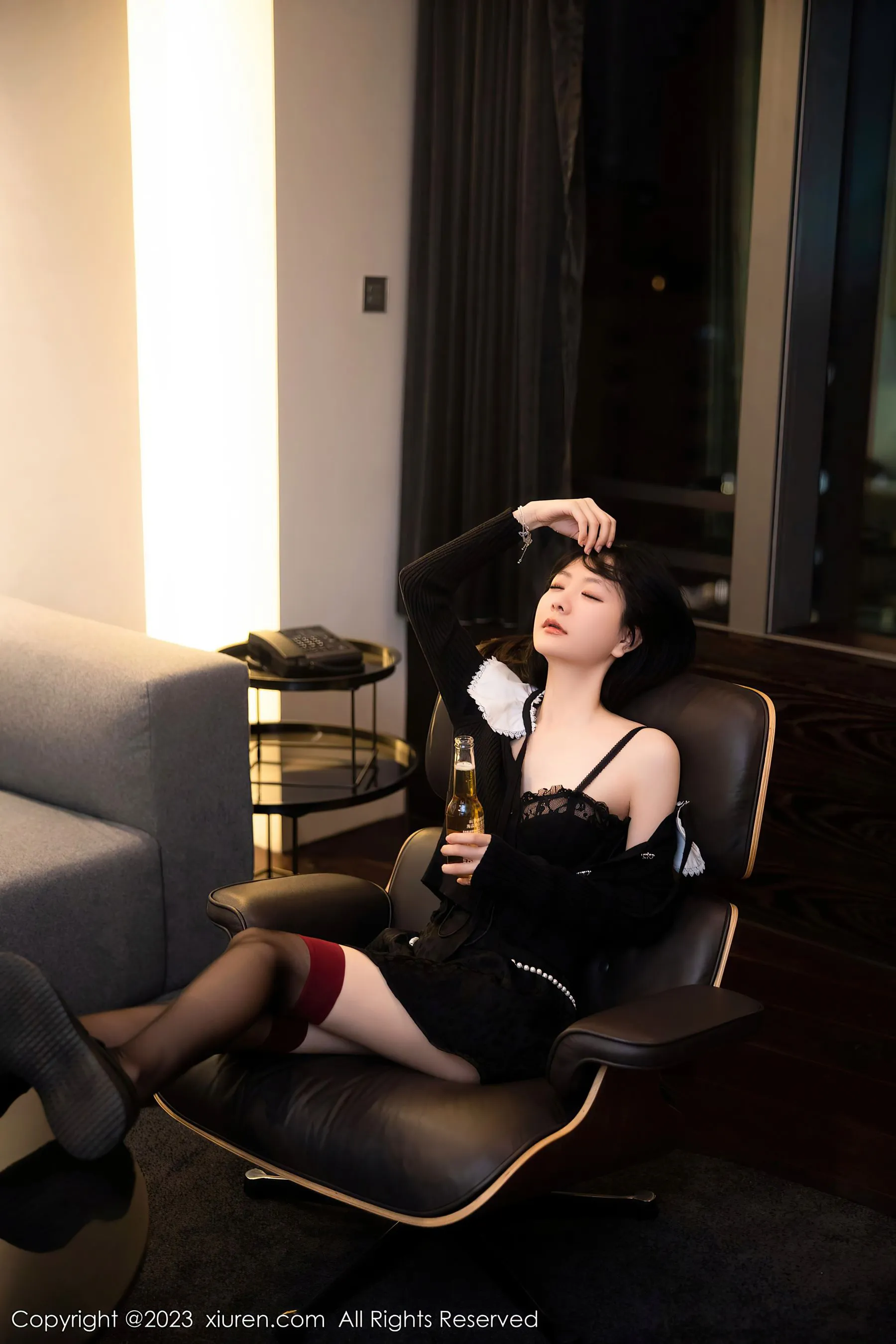  秀人网 No.6724 幼幼 黑丝美腿第27张