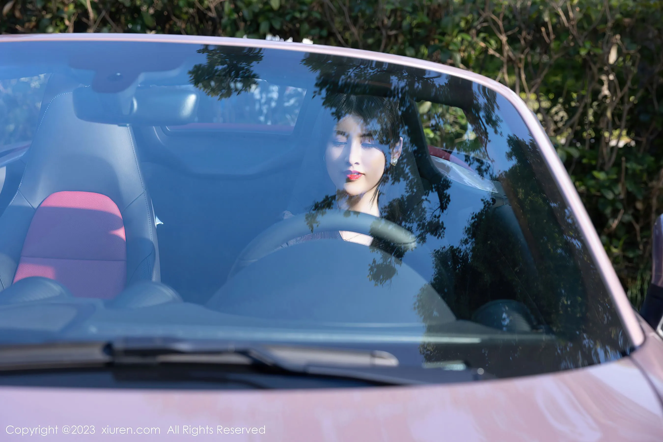  秀人网 No.6676 诗诗kiki 黑丝美腿第21张