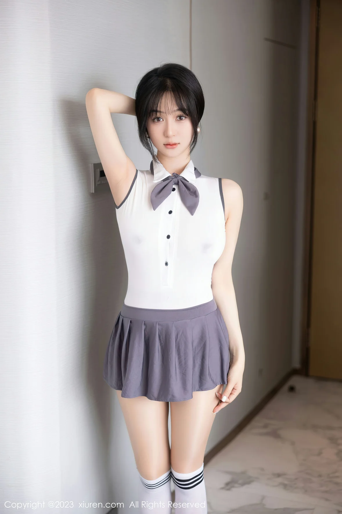  XiuRen 秀人 No.6818 柚琪Rich 轻透高开叉性感写真 [99P]第2张