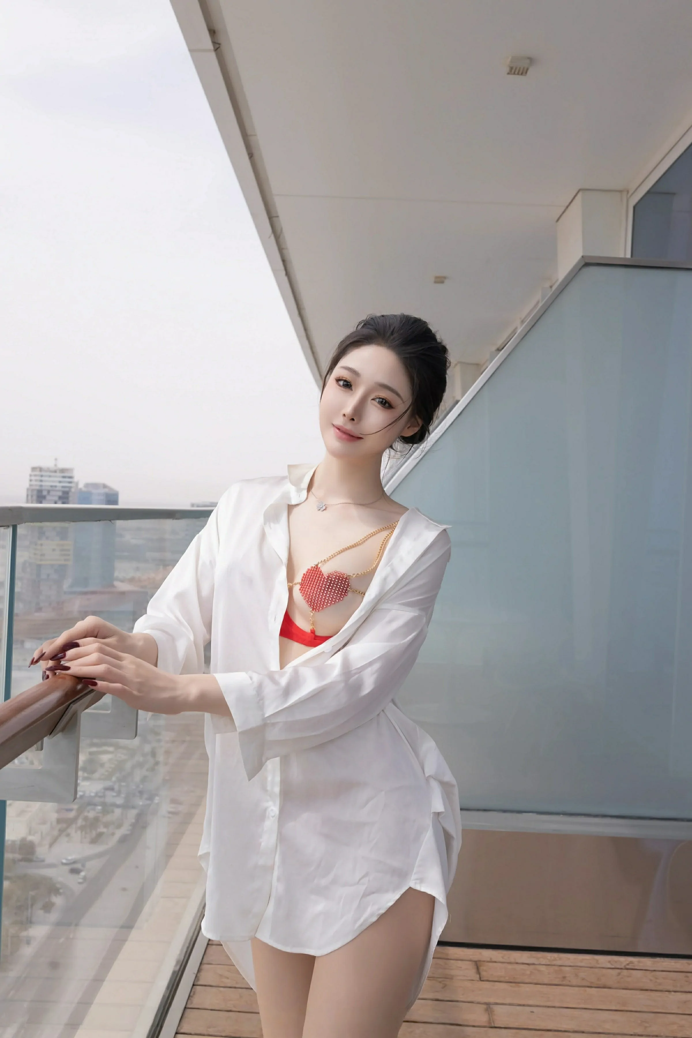  秀人网 No.10411 小逗逗 [84P]第1张