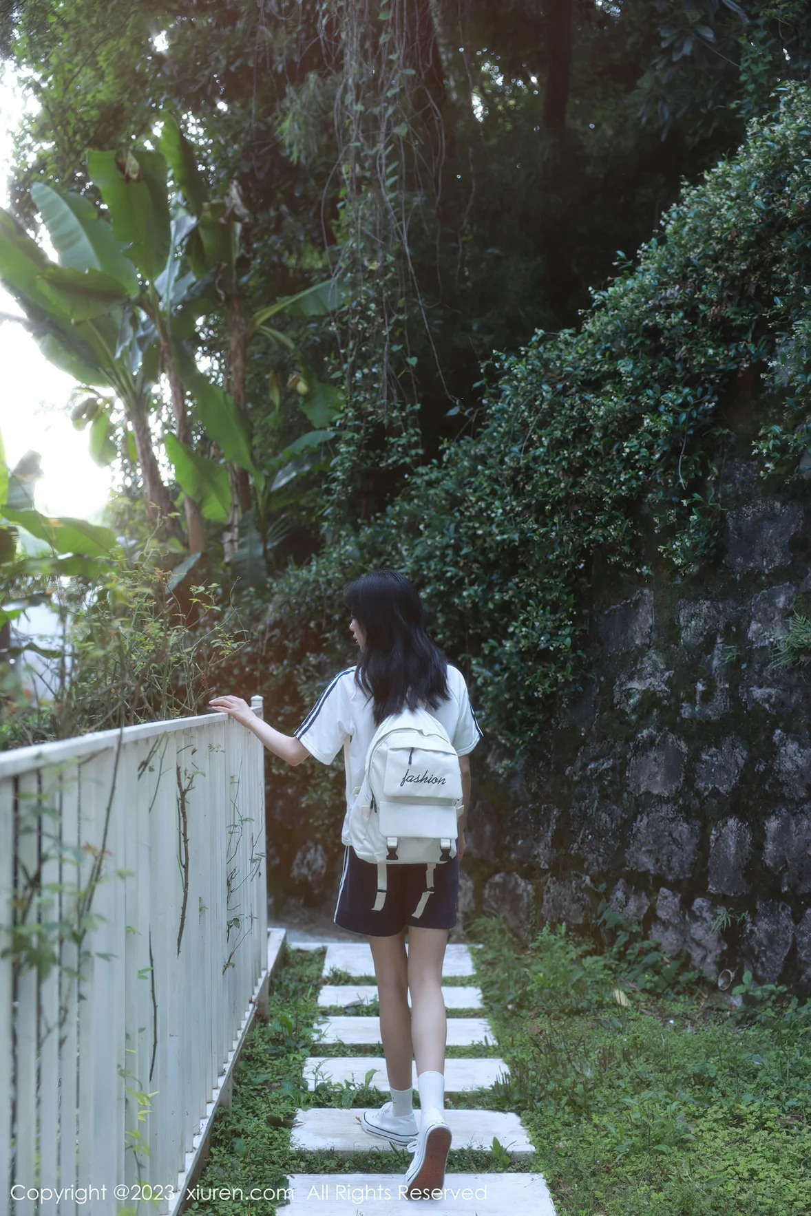  XiuRen 秀人 No.6895 糖豆sisi 学妹制服诱惑首套写真 [55P]第3张