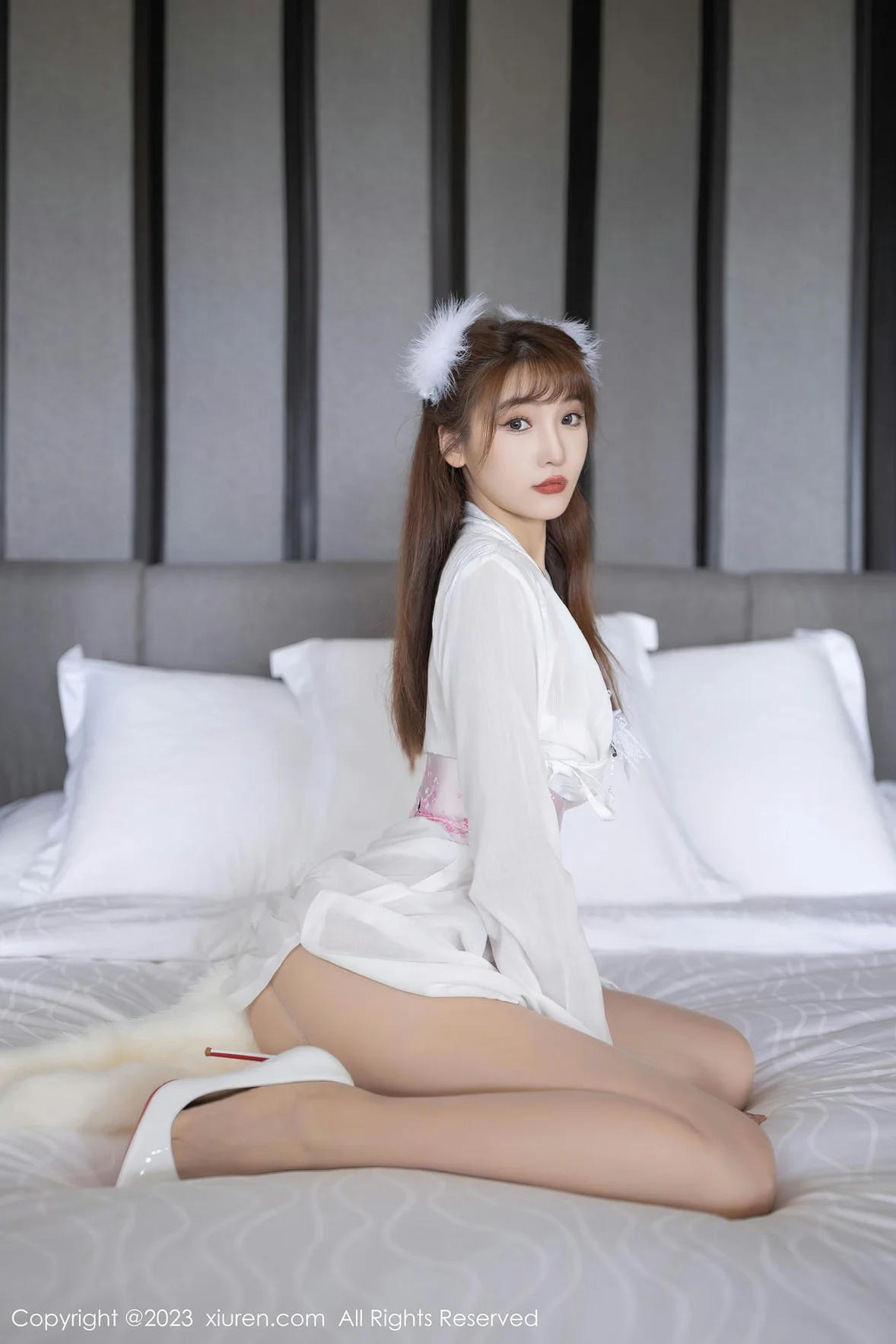  XiuRen 秀人 No.6999 陆萱萱 白狐装扮泰国旅拍 [81P]第3张