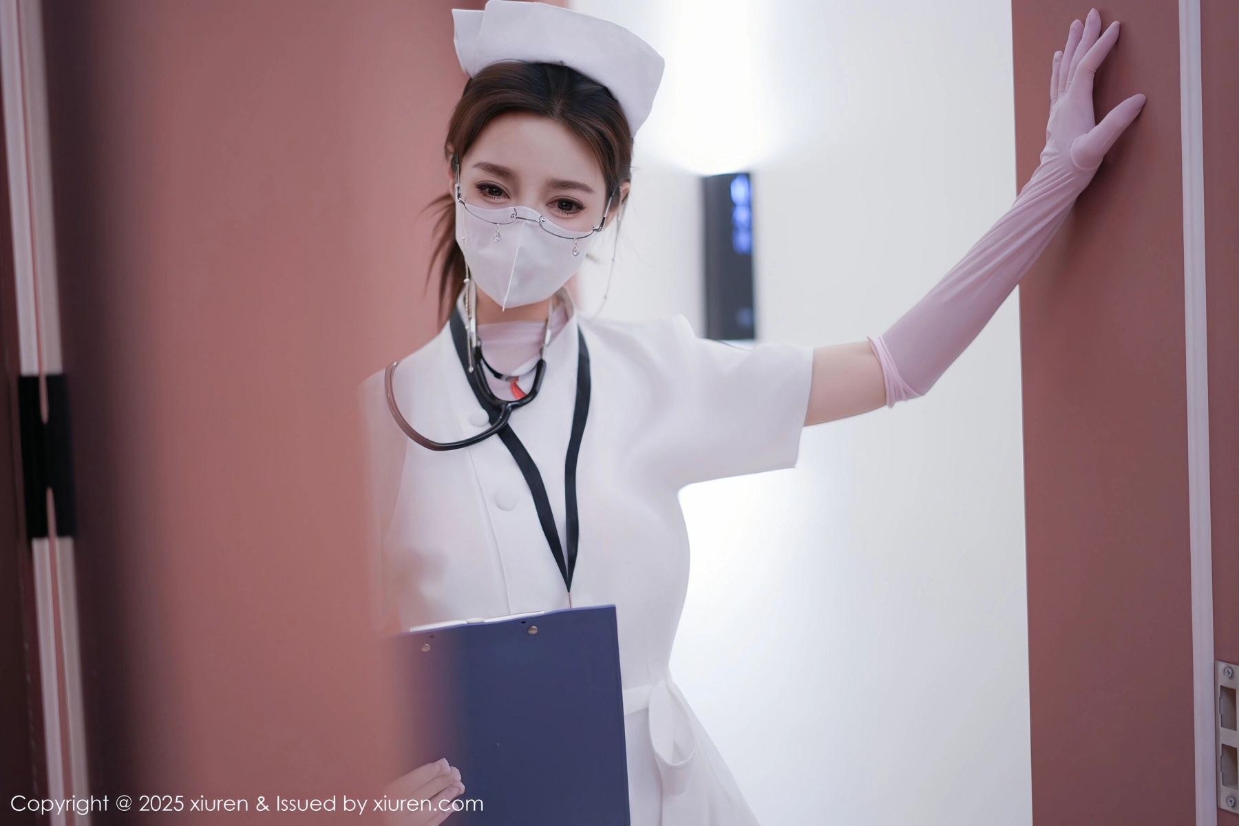  秀人网 Twins 桃桃 Vol.11099 [78P]第2张