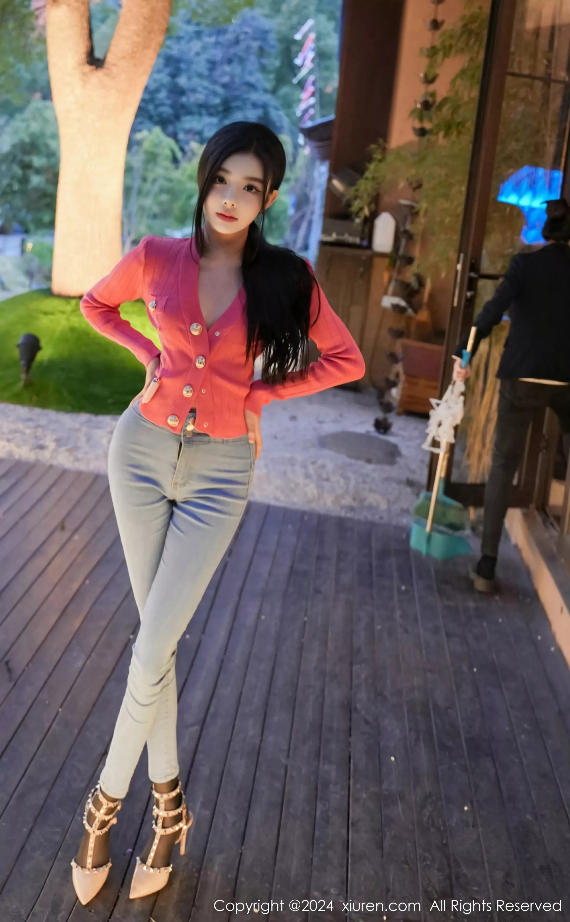  XiuRen 秀人 No.8091 龙雪儿 新人模特 [69P]第7张