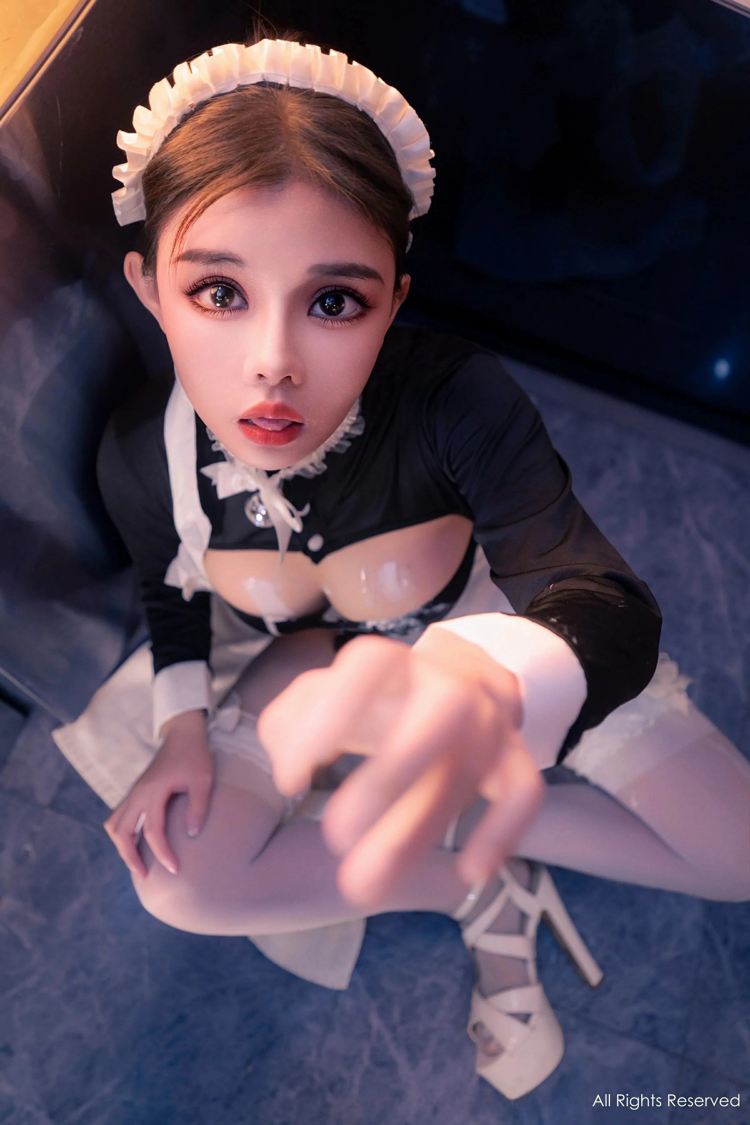  XiuRen 秀人 No.8966 小童颜 新人模特 [80P]第26张