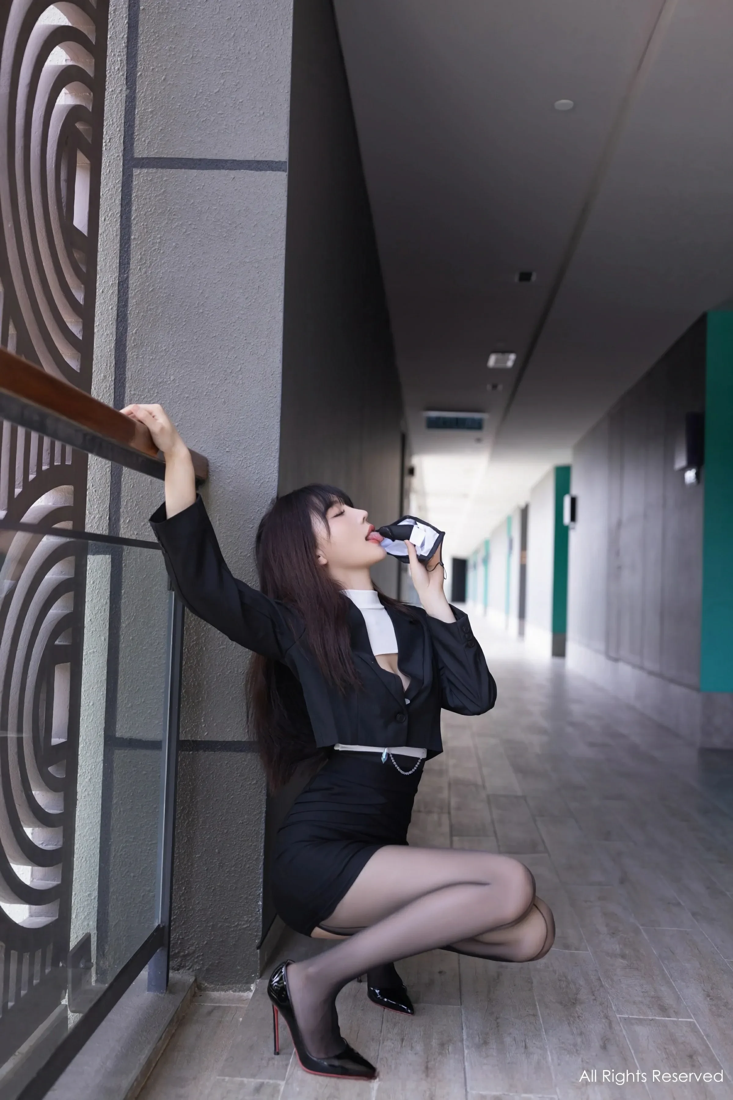  XiuRen 秀人 No.8627 陆萱萱 [80P]第2张