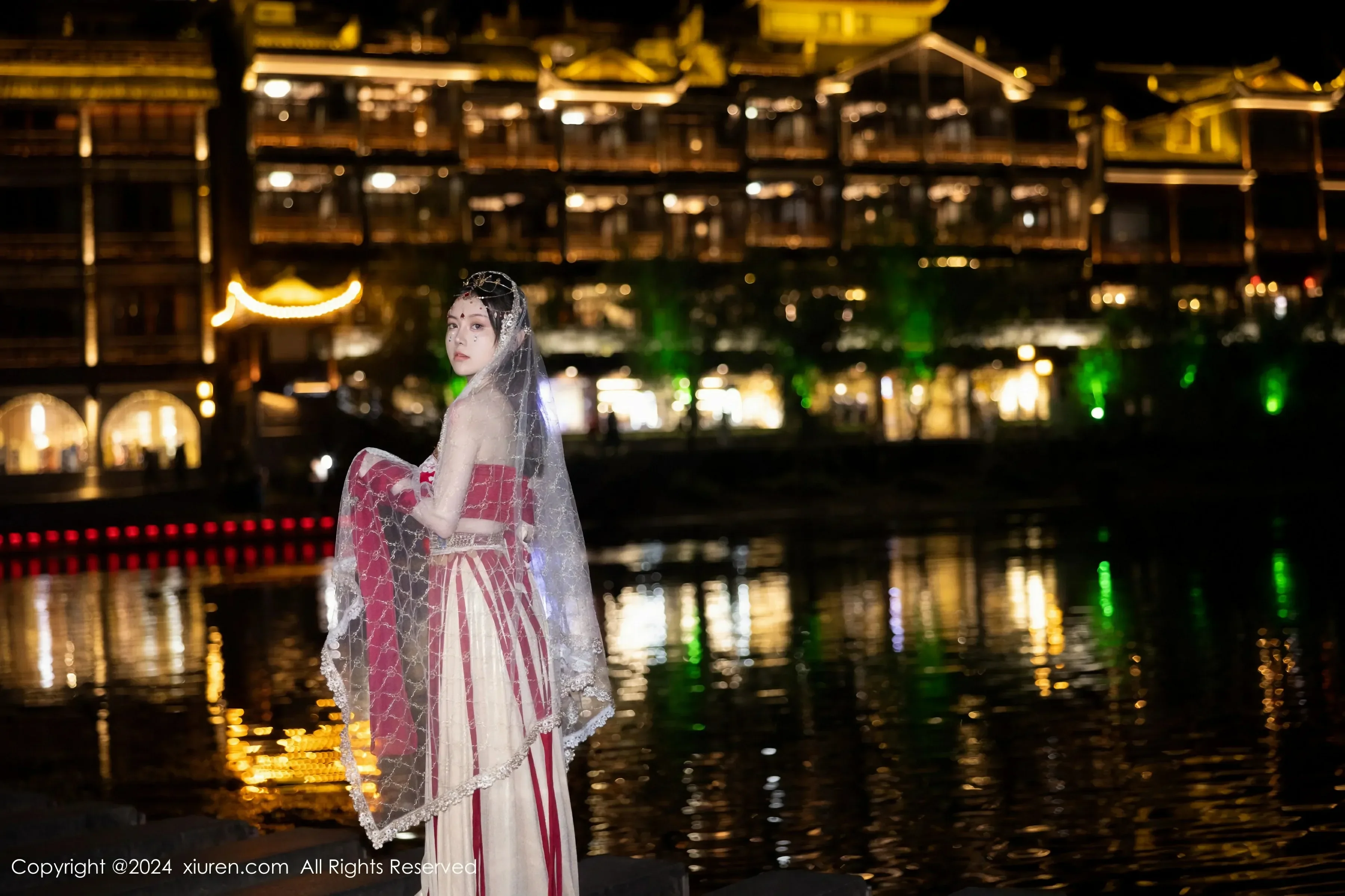  XiuRen 秀人 No.8349 豆瓣酱 [82P]第5张