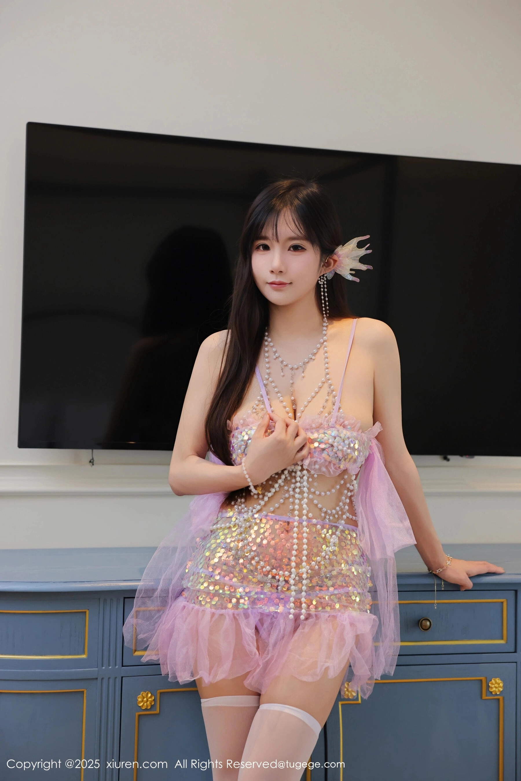  秀人网 小肉肉咪 Vol.11020 [70P]