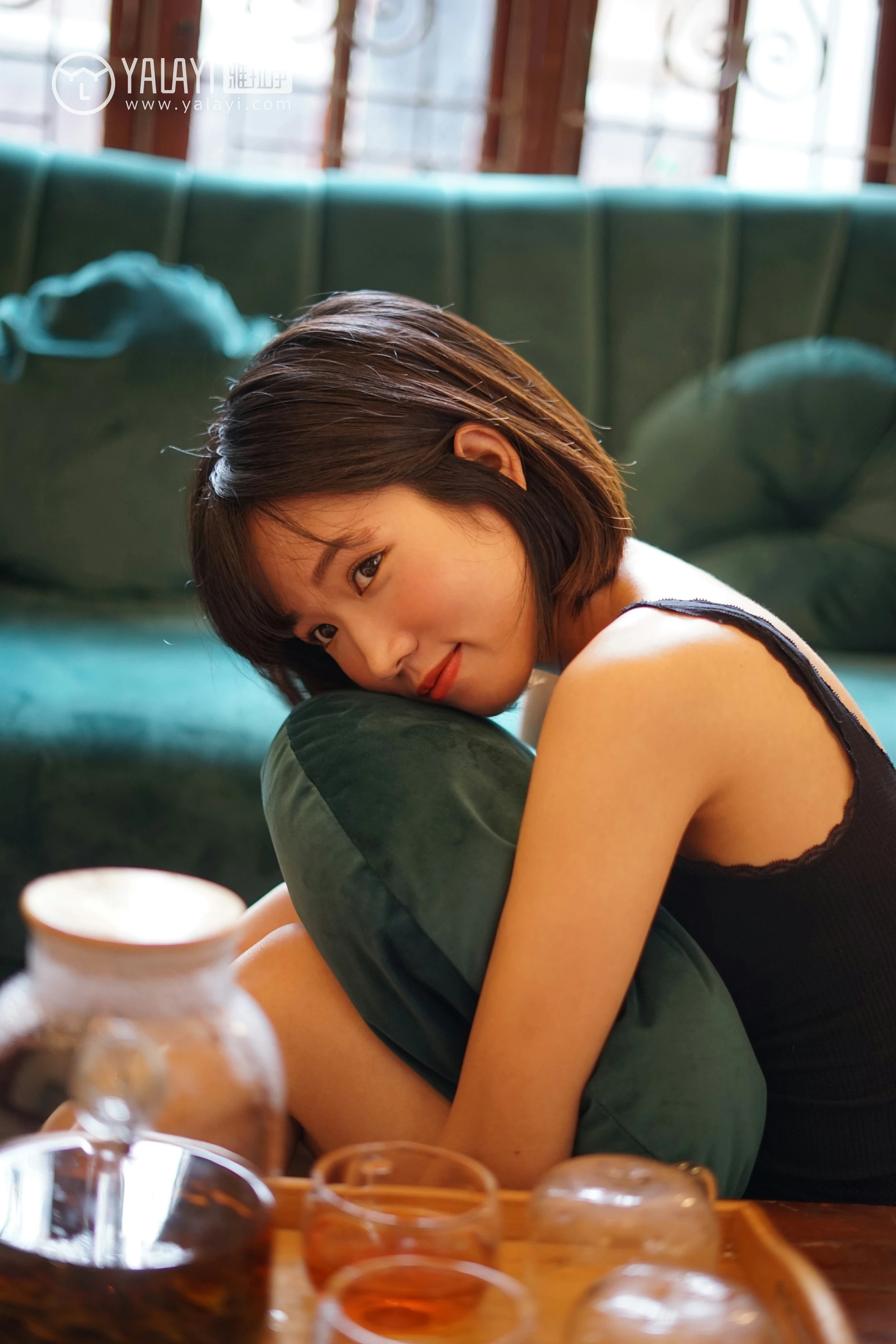 [YALAYI雅拉伊]NO.084 淤青 公主小兔子 黑色透视上衣加蕾丝镂空短裤性感私房写真集第9张