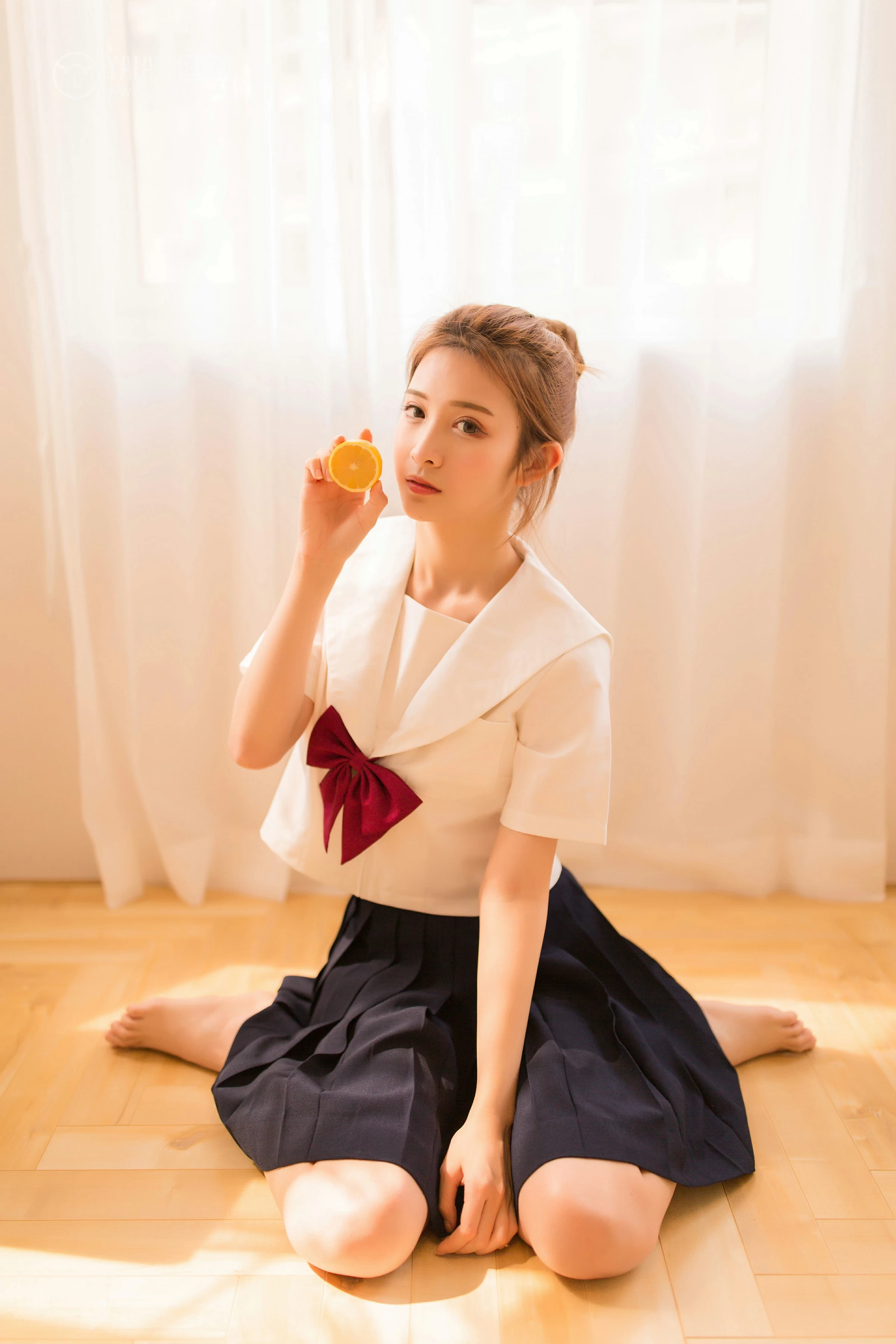 [YALAYI雅拉伊]NO.115 念念不忘 丸糯糯 高中女生制服与黑色短裙清纯私房写真集第9张