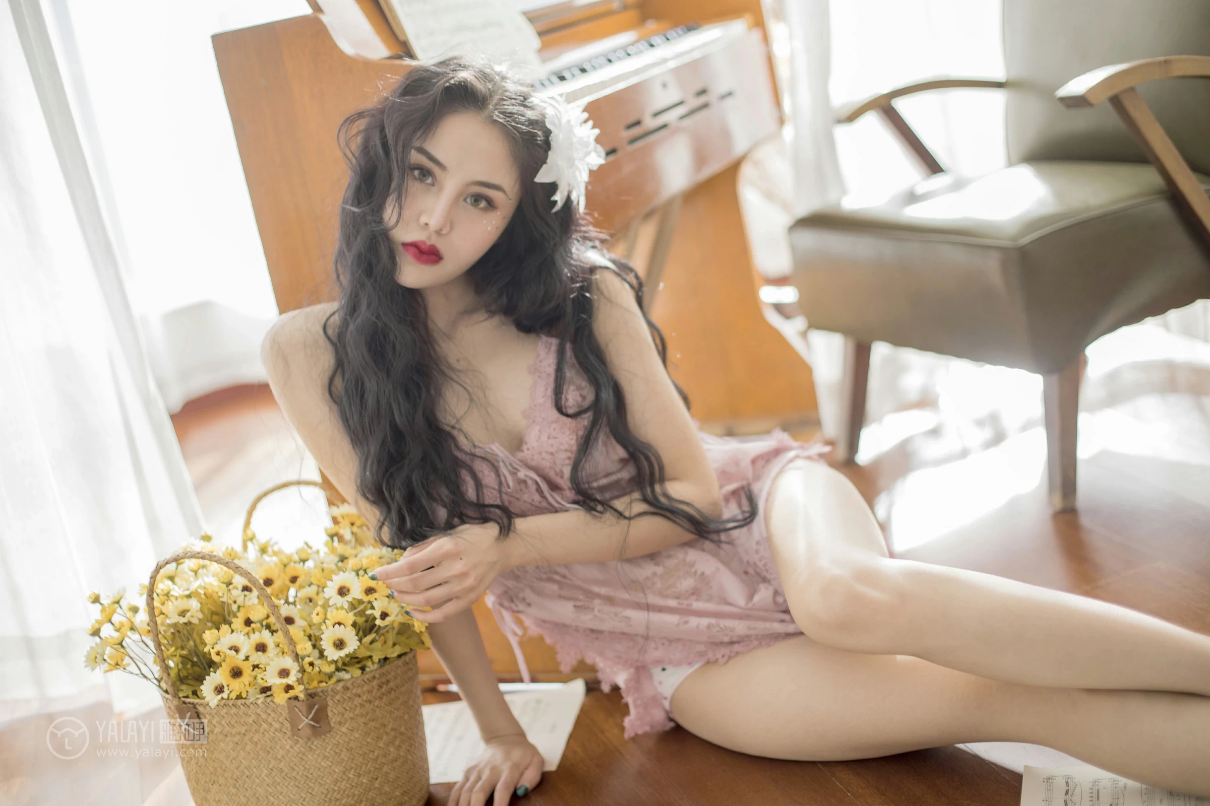 [YALAYI雅拉伊]NO.150 橘色的暖阳花 凉儿 粉色透视情趣蕾丝睡衣性感私房写真集第22张