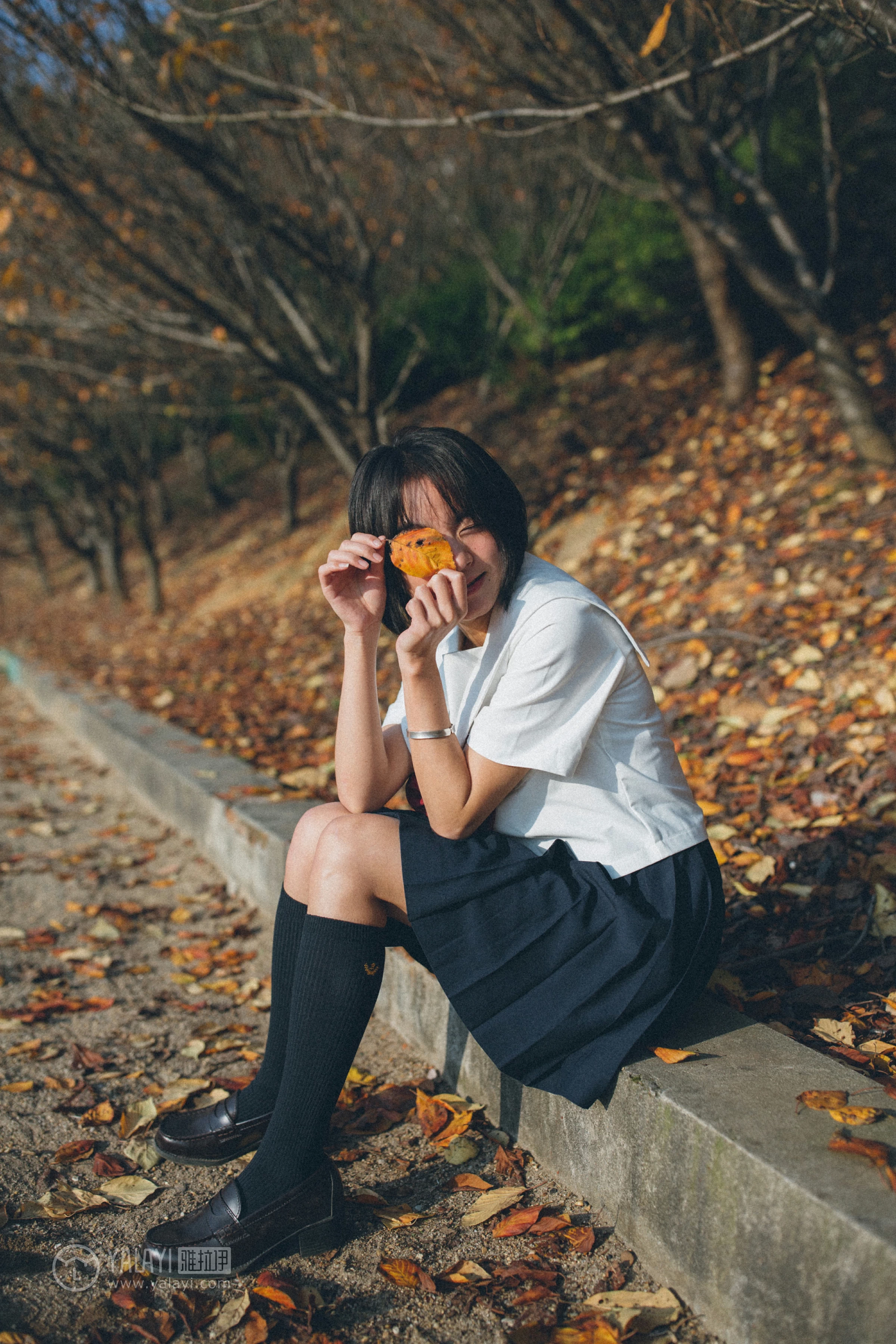[YALAYI雅拉伊]NO.156 带我走带我飞 米粒米粒 高中女生制服与短裙私房写真集第11张
