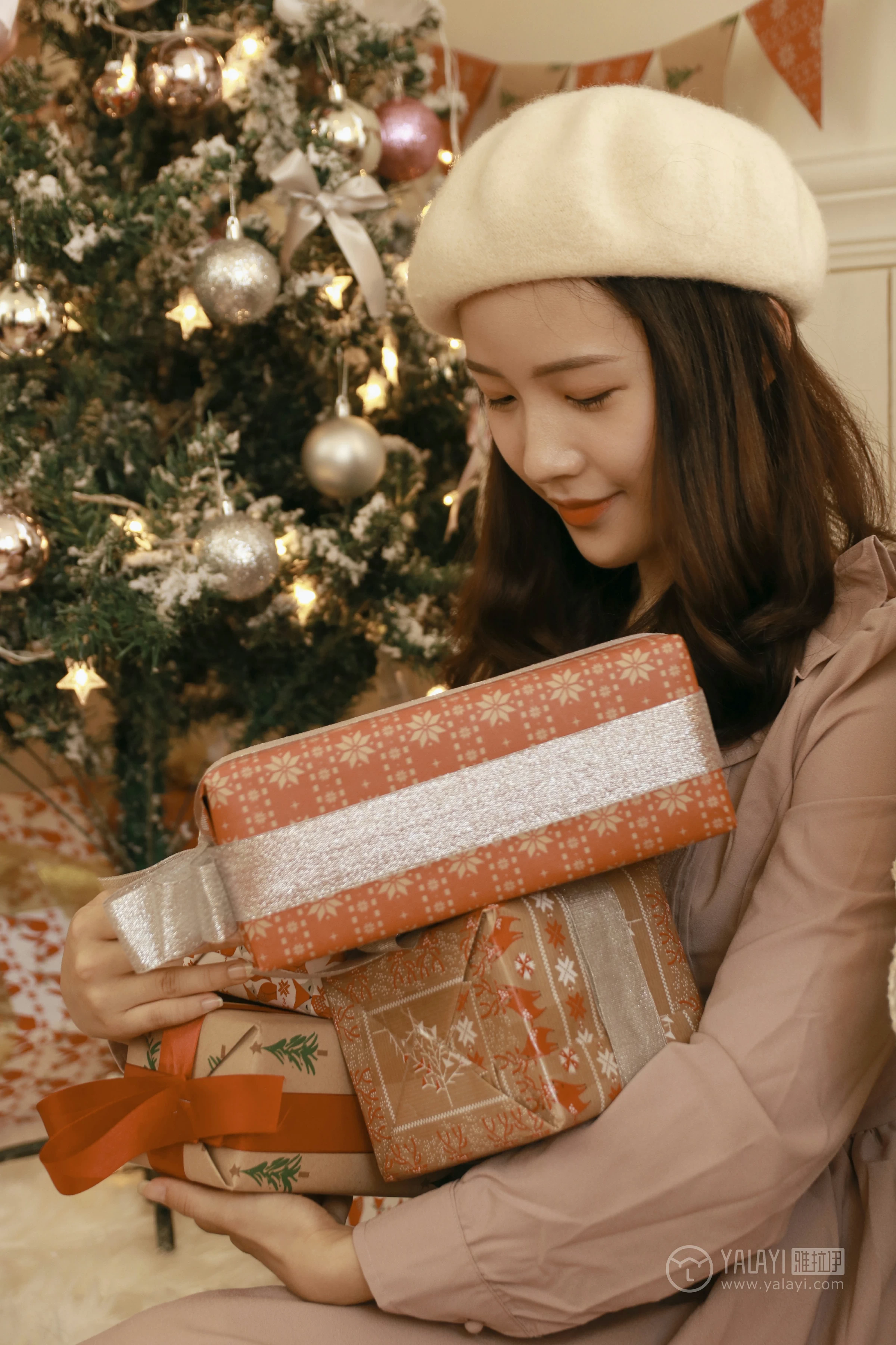 [YALAYI雅拉伊]NO.158 独白 卡柔 粉色连衣裙清纯可爱私房写真集第10张