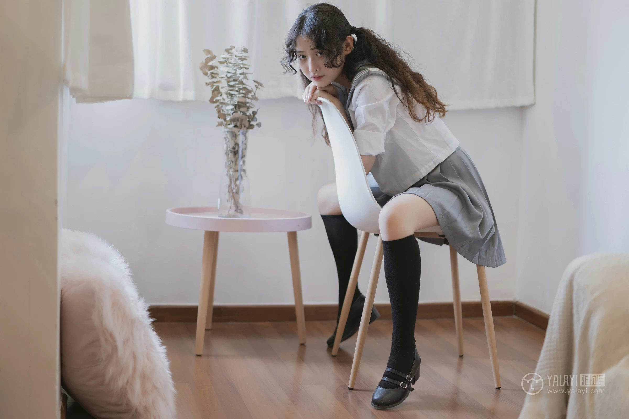 [YALAYI雅拉伊]No.349 清纯学生妹 西子 高中女生制服与短裙性感私房写真集第21张