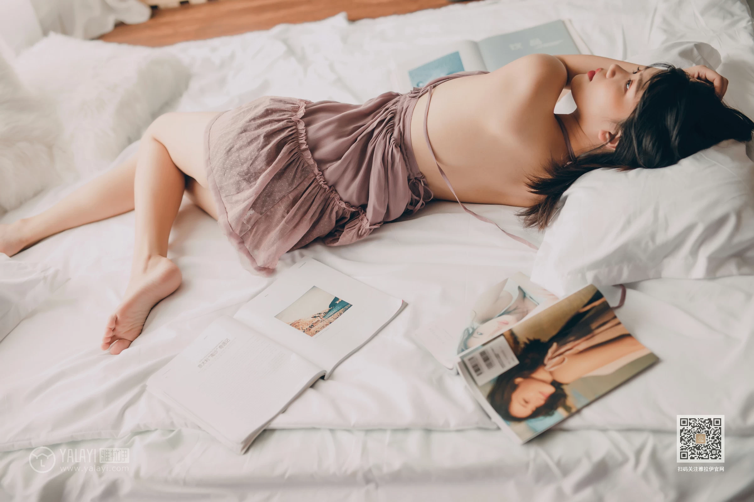 [YALAYI雅拉伊]Vol.414 缠绵 倪倪 棕色吊带睡衣裙居家性感私房写真集第7张
