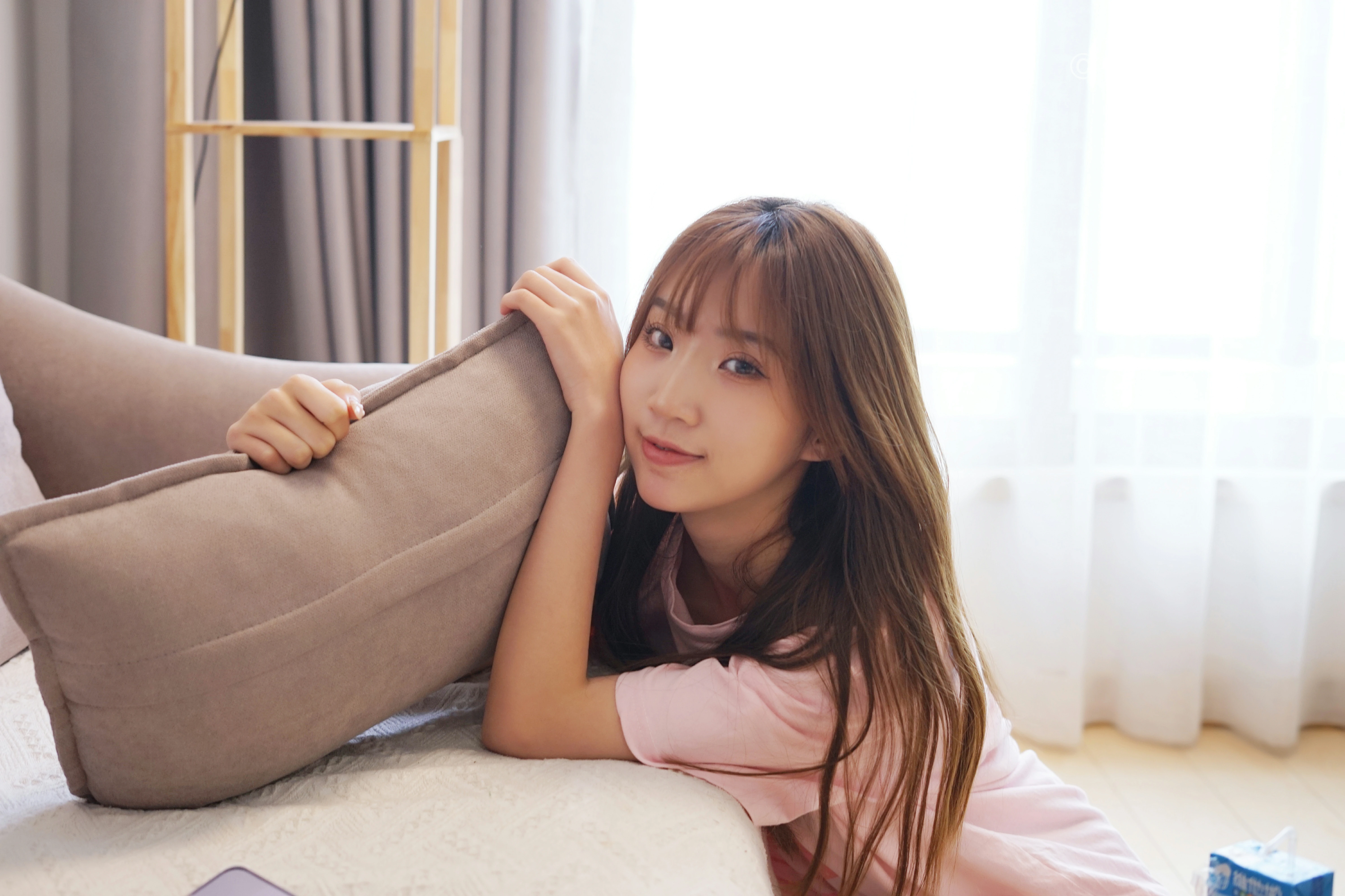 [YALAYI雅拉伊]NO.791 这边风景 小乔 粉色短袖居家性感写真集第9张