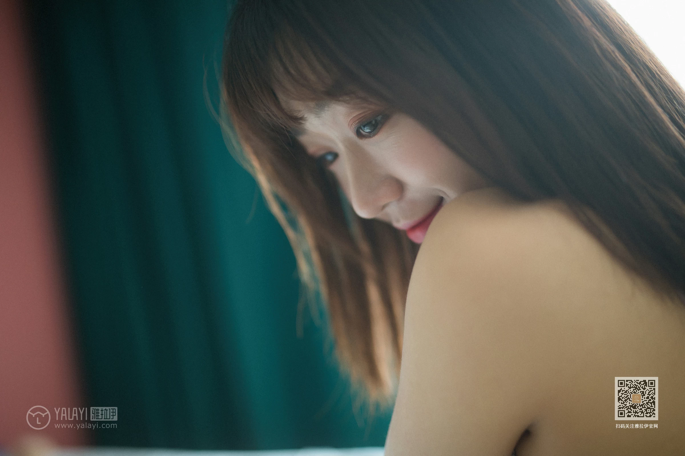 [YALAYI雅拉伊]NO.655 《给我一个吻》 小颖 灰色蕾丝内衣居家性感私房写真集第10张