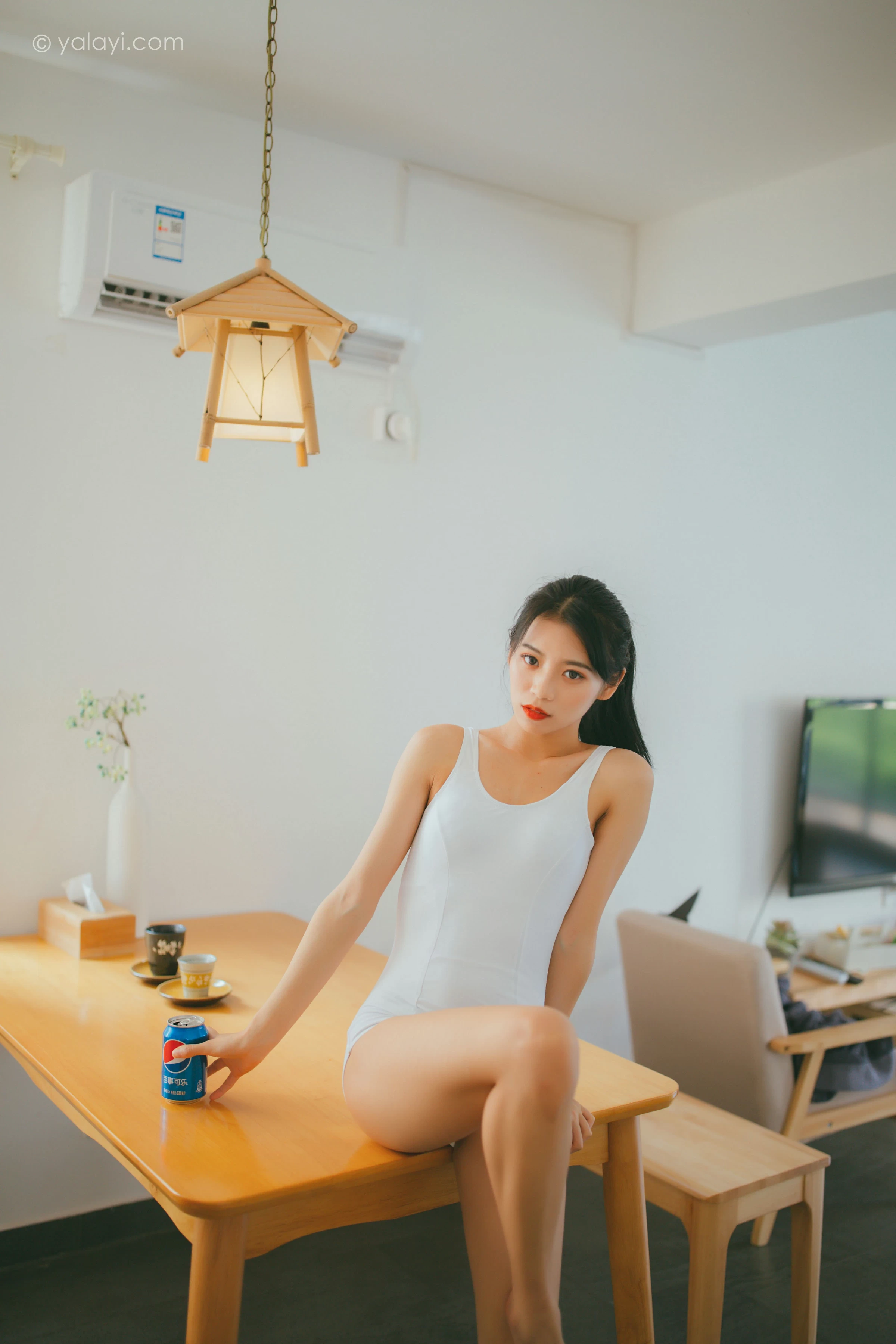 [YALAYI雅拉伊]NO.660 《消暑少女》 丽雅 白色连体体操服性感私房写真集第15张