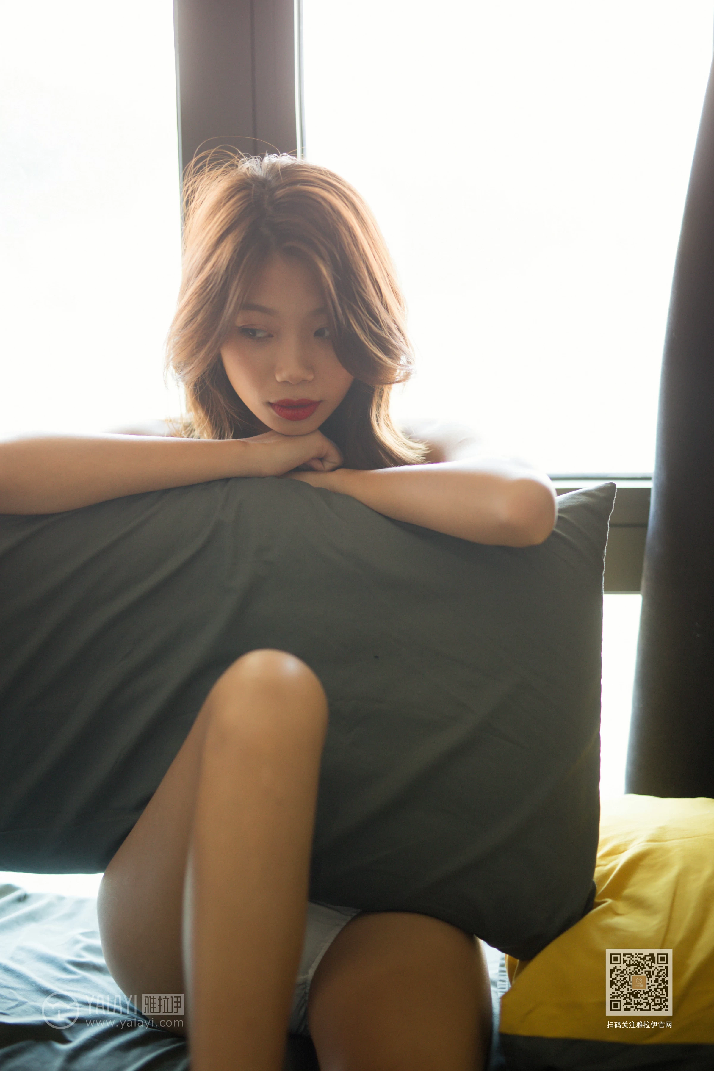 [YALAYI雅拉伊]Vol.448 靡靡之音 静初 白色蕾丝内衣居家性感私房写真集第9张