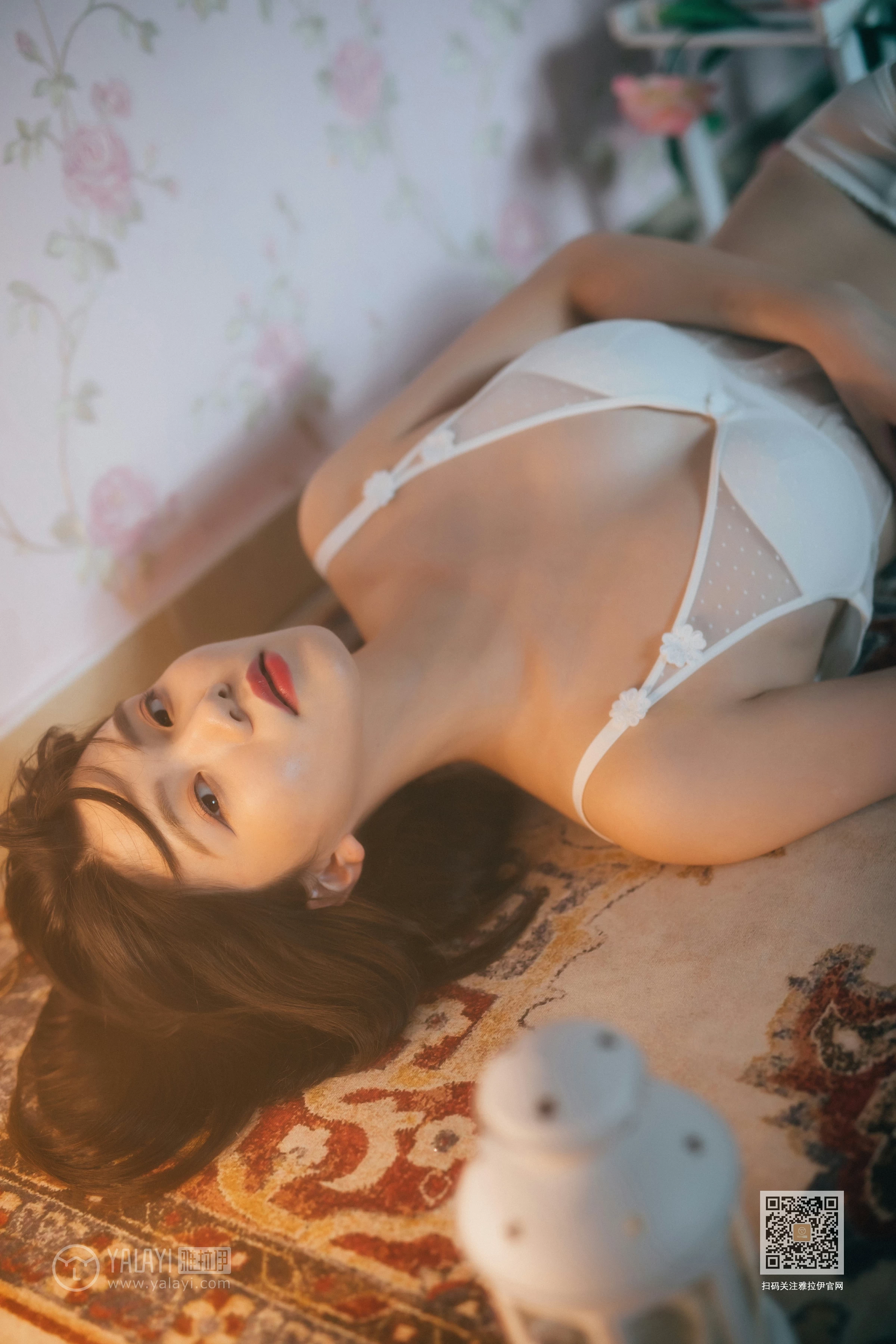 [YALAYI雅拉伊]Vol.451 唯一的你 倪倪 白色透视情趣内衣性感私房写真集第11张