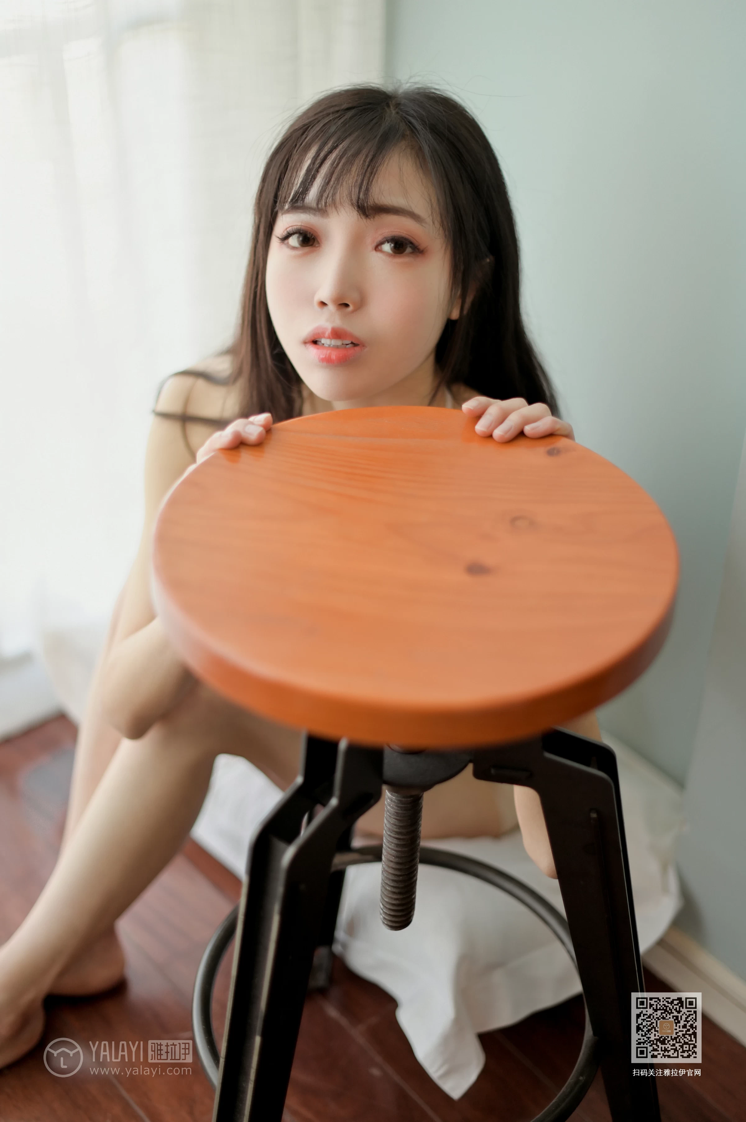 [YALAYI雅拉伊]Vol.469 冰肌白波 软软 白色蕾丝内衣居家性感私房写真集第9张