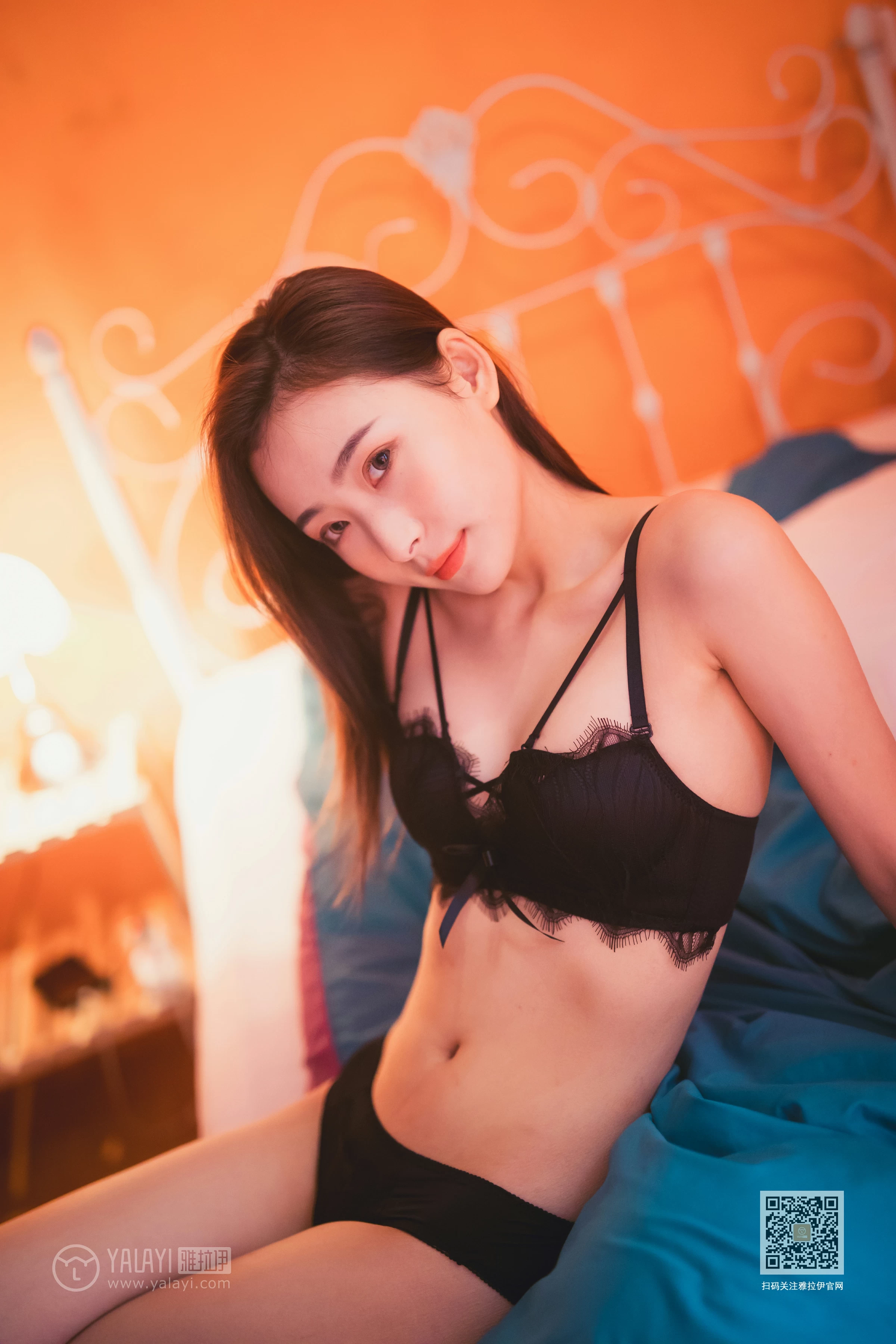 [YALAYI雅拉伊]Vol.592 再看我一眼 海棠 黑色蕾丝内衣性感私房写真集第1张