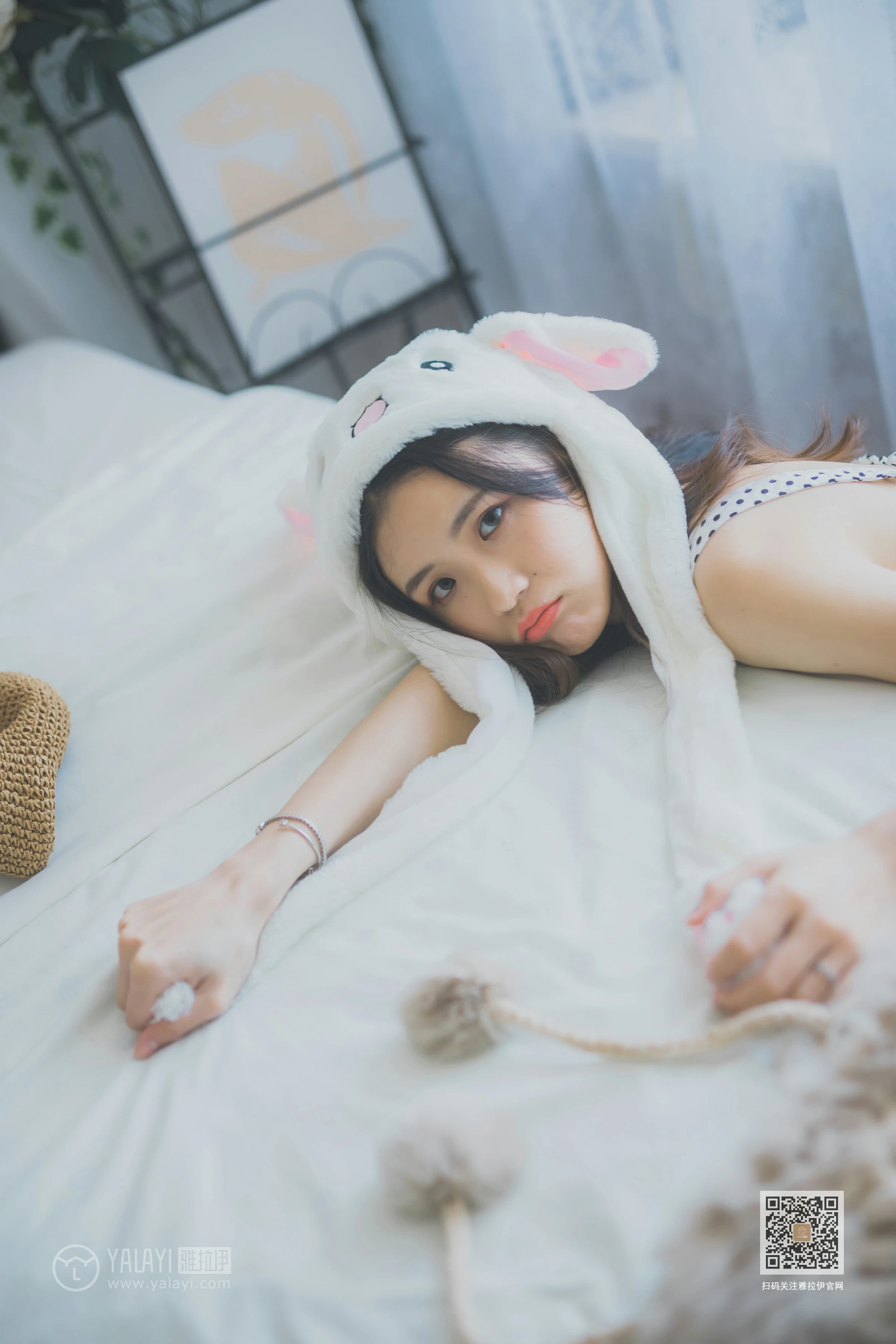 [YALAYI雅拉伊]NO.632 《淘气女友》 尹梦 白色小背心加斑点短裙清纯可爱私房写真集第15张